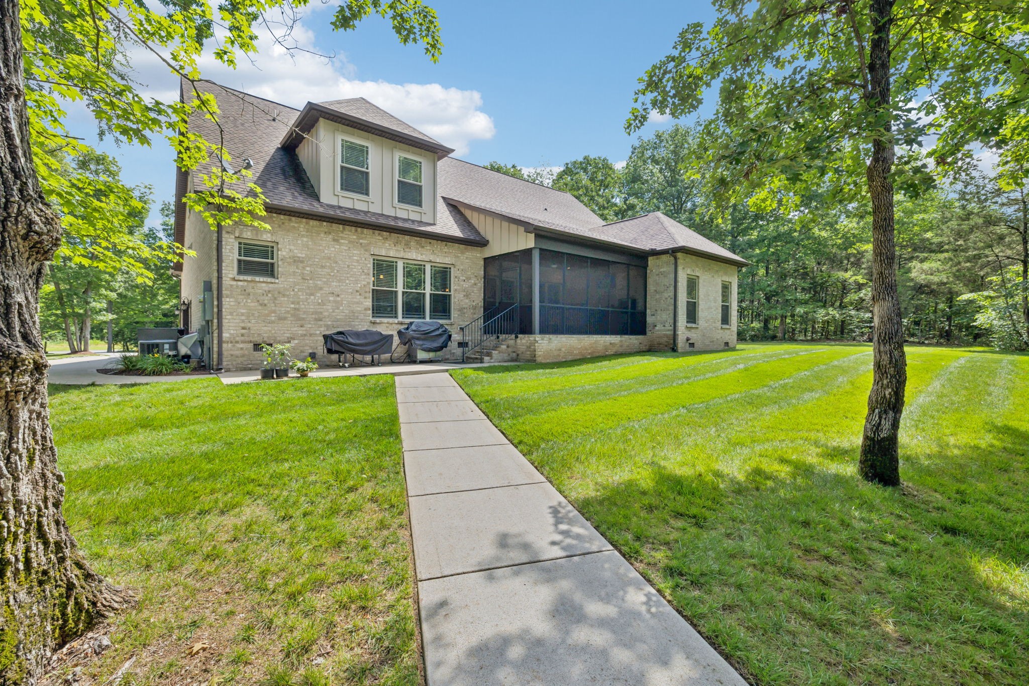 6167 Craddock Ln Property Photo 45