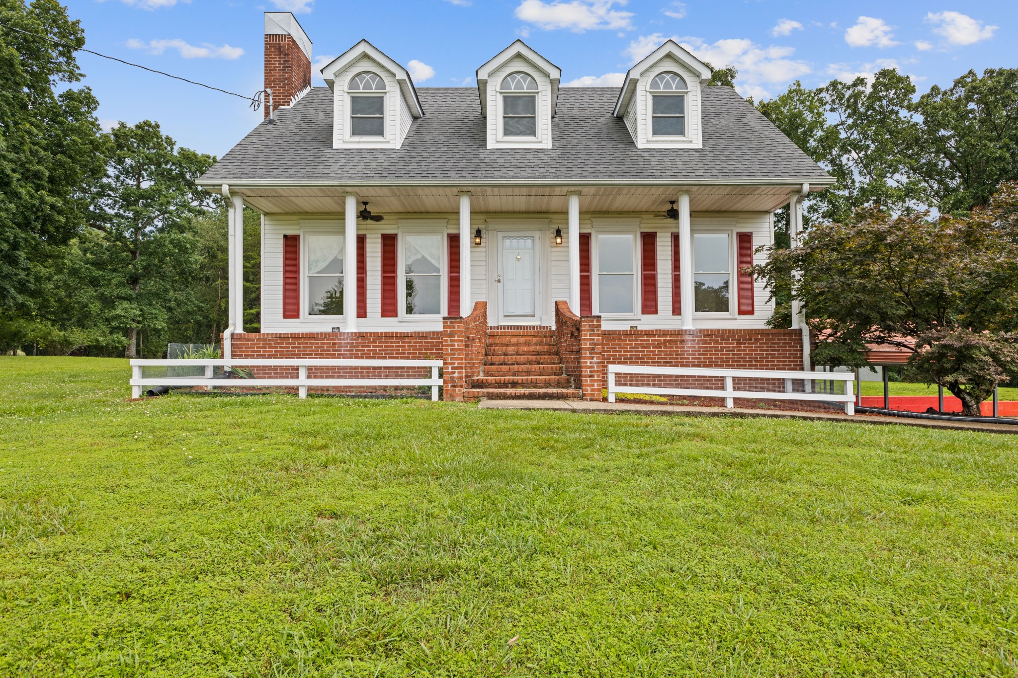 4045 Old Nashville Hwy Property Photo 1