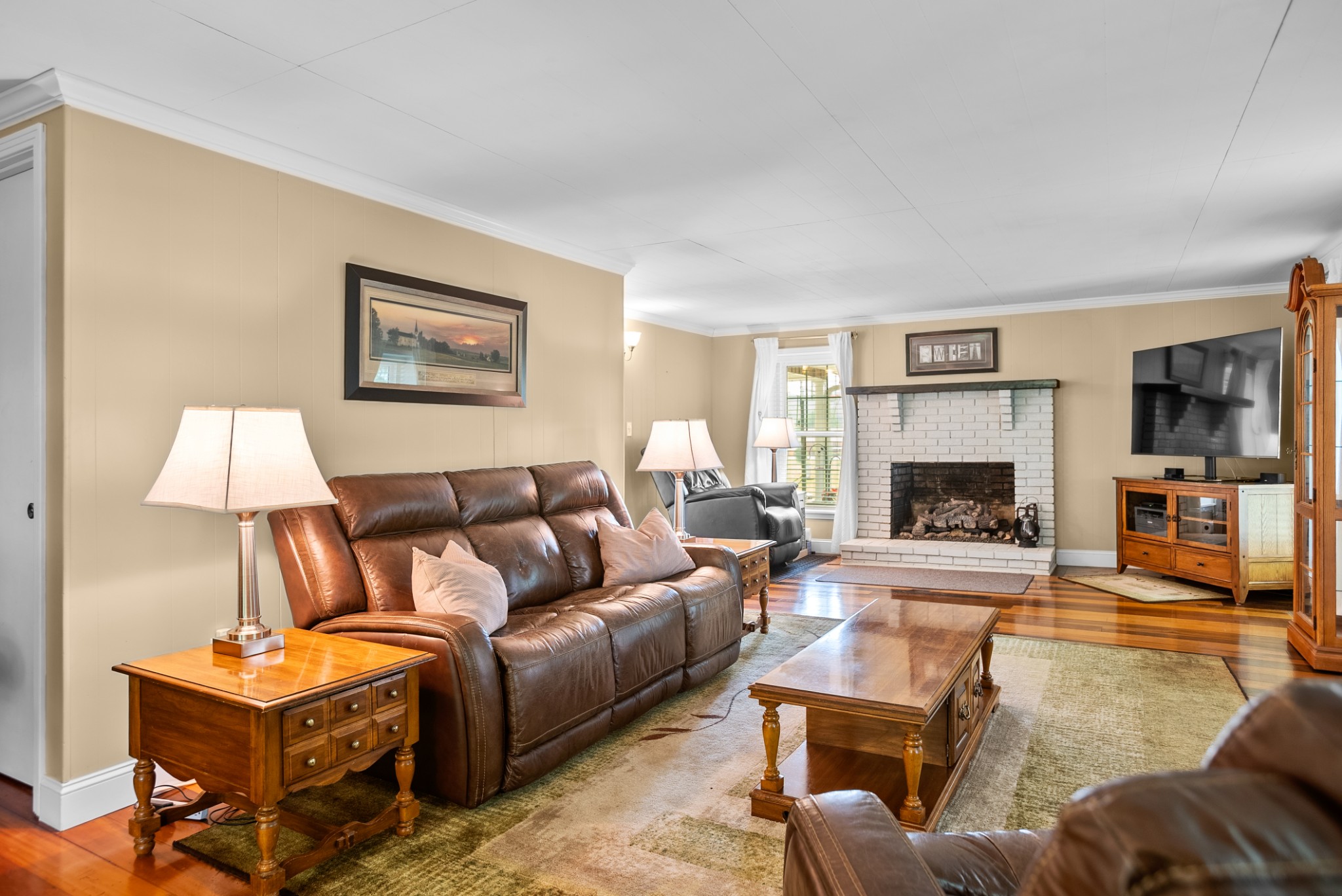 1364 Country Club Rd Property Photo 12