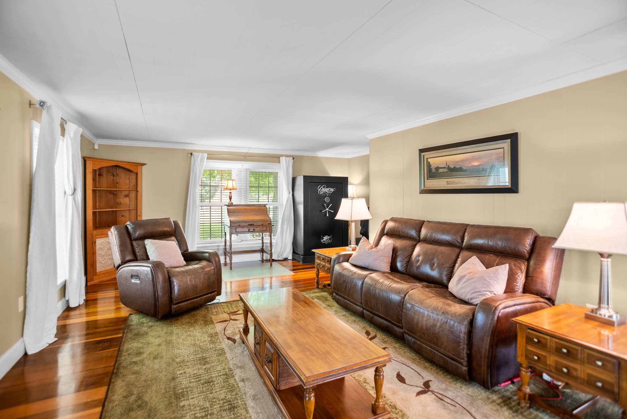1364 Country Club Rd Property Photo 14