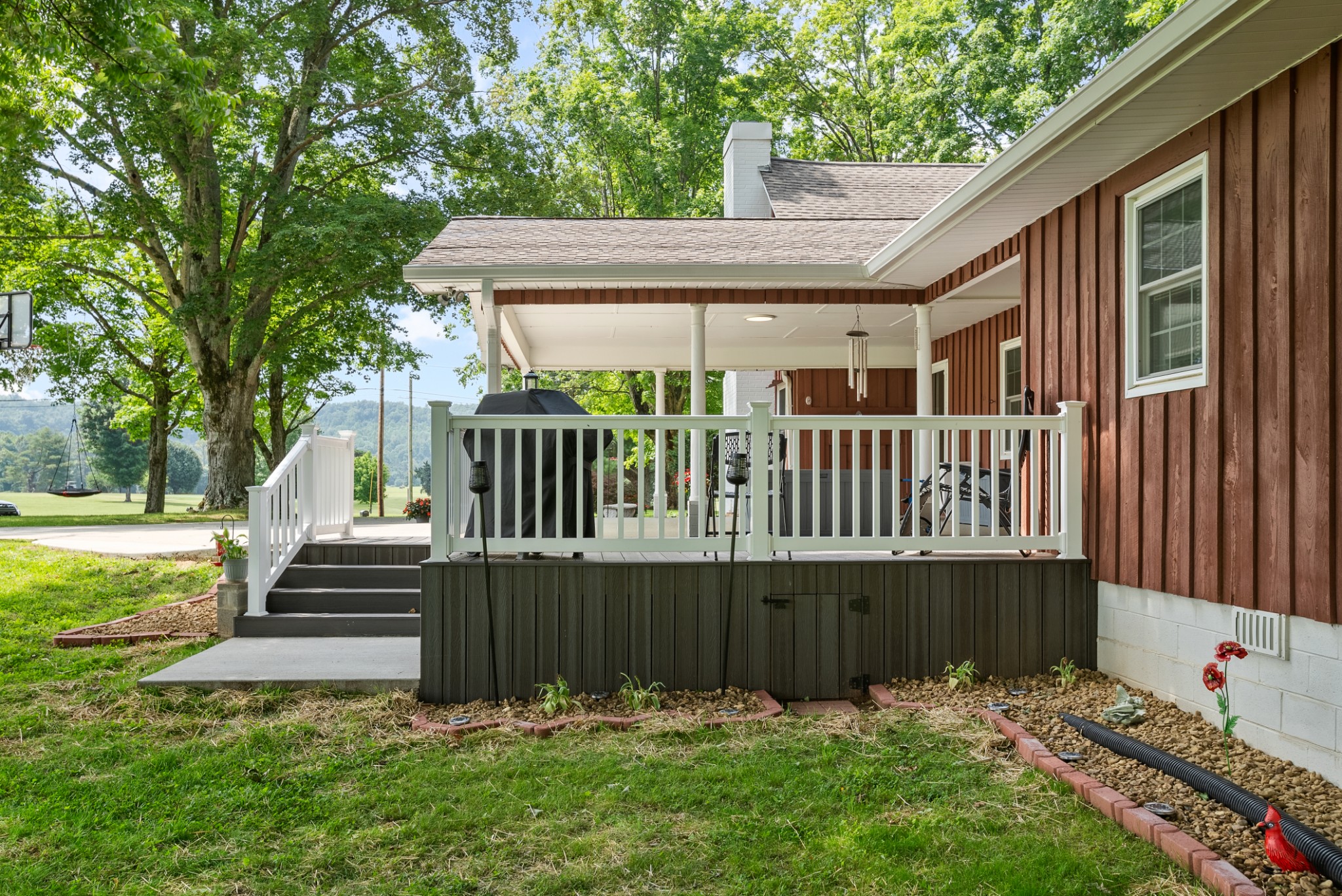 1364 Country Club Rd Property Photo 40