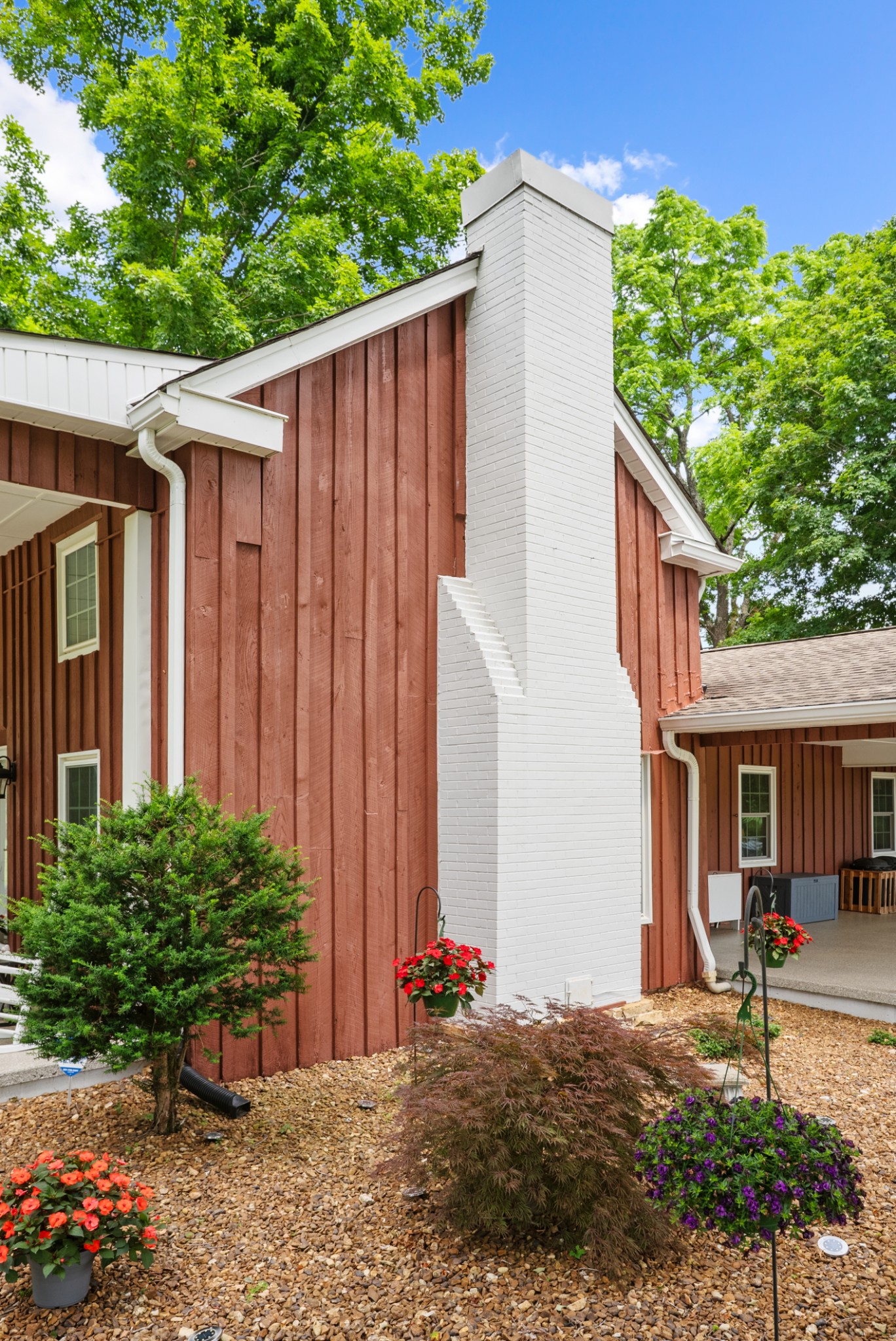 1364 Country Club Rd Property Photo 43