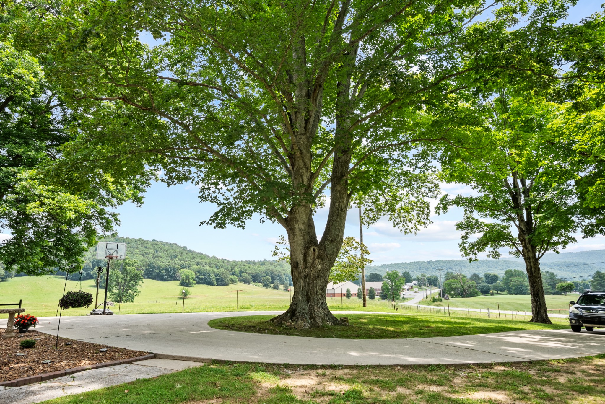 1364 Country Club Rd Property Photo 45