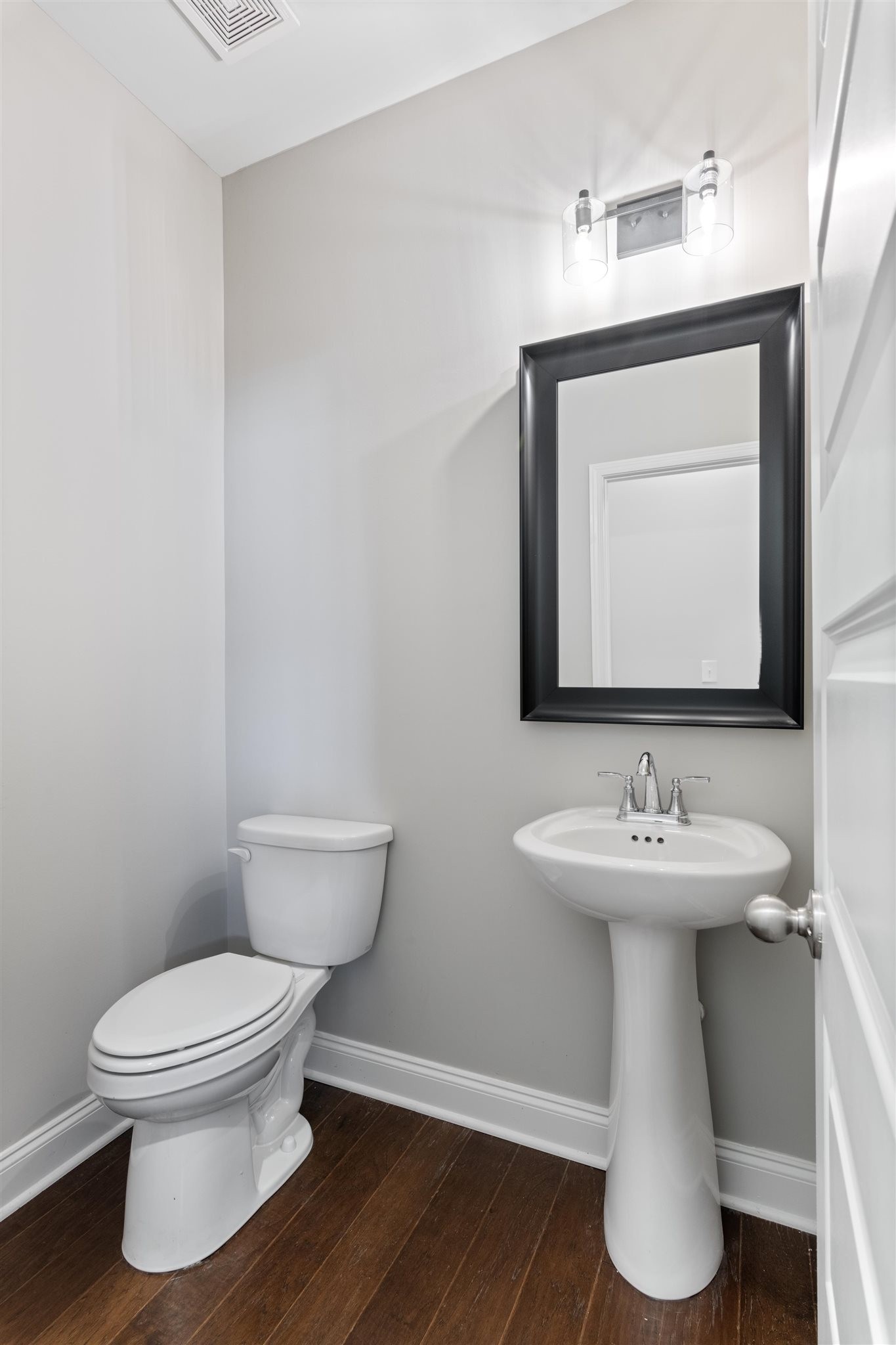 565 Kipton Trl Property Photo 23