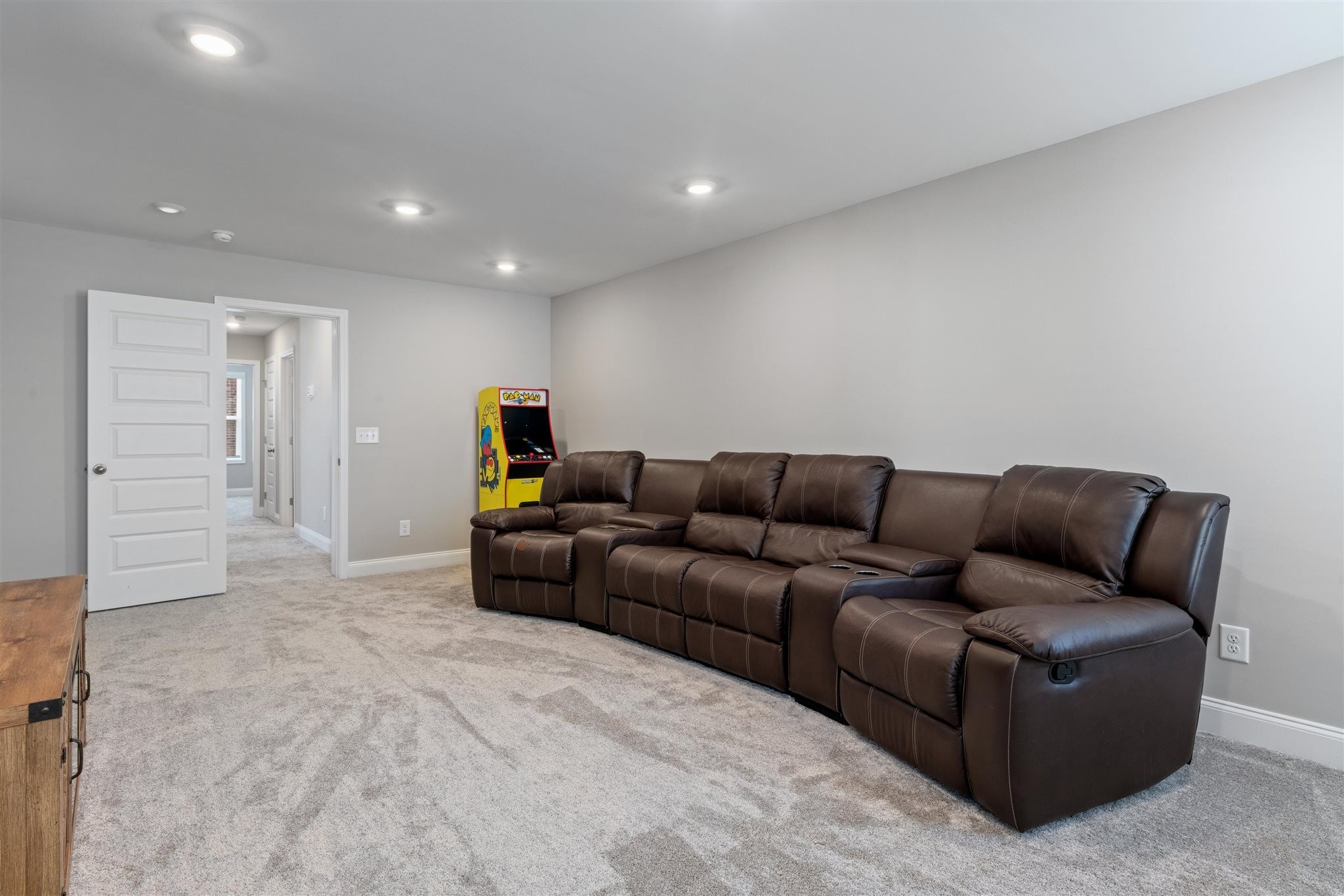 565 Kipton Trl Property Photo 31