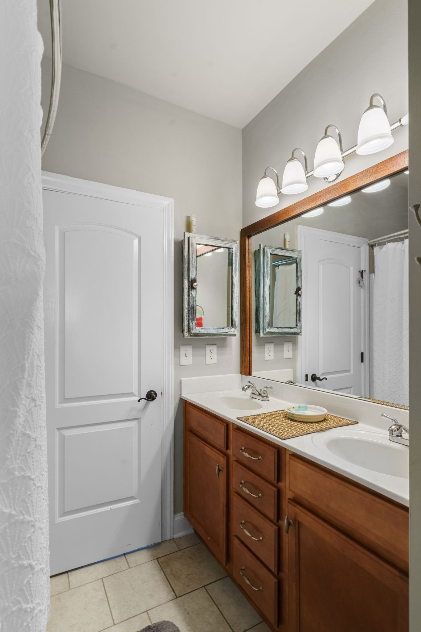 1032 Harness Cir Property Photo 36