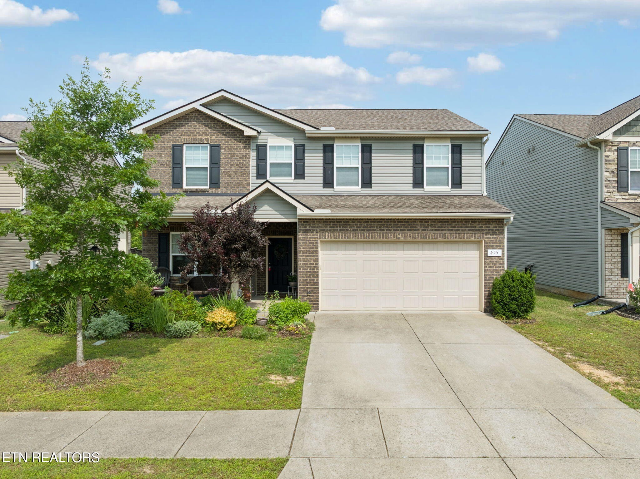455 Owl Drive Property Photo 1