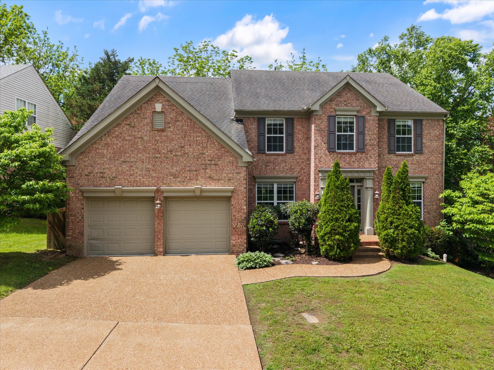 7117 Holt Run Dr Property Photo 1