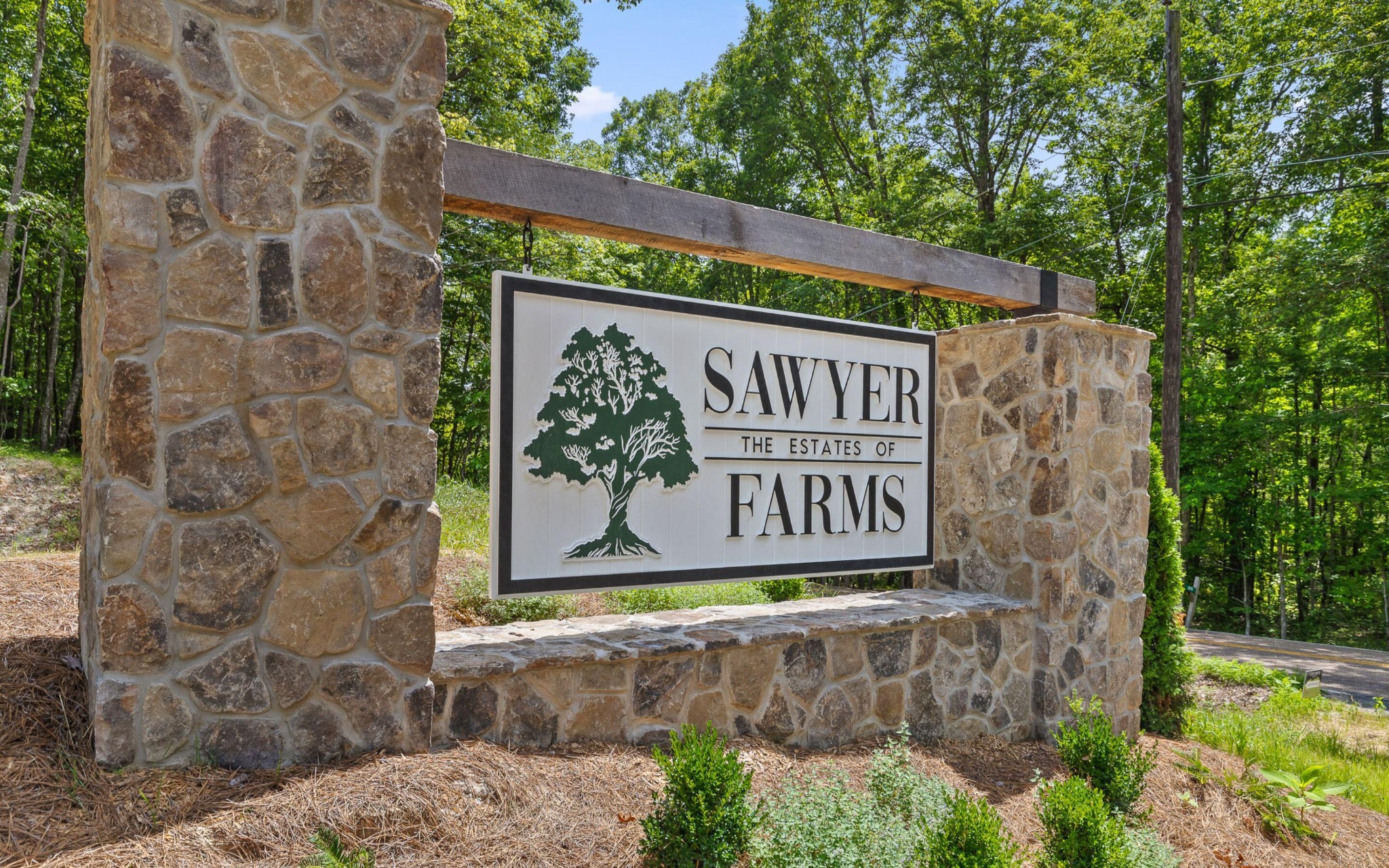 1820 Sawyer Farms Lane Property Photo 4