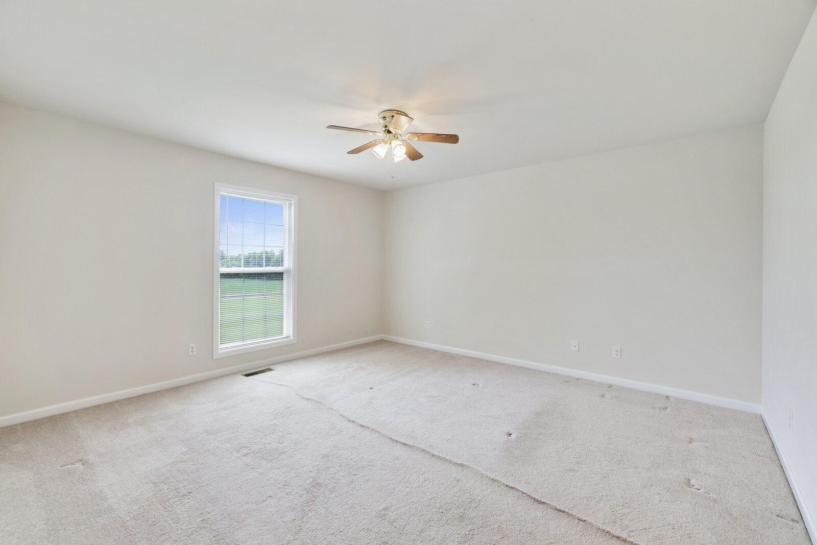 5986 Fred Perry Rd Property Photo 5