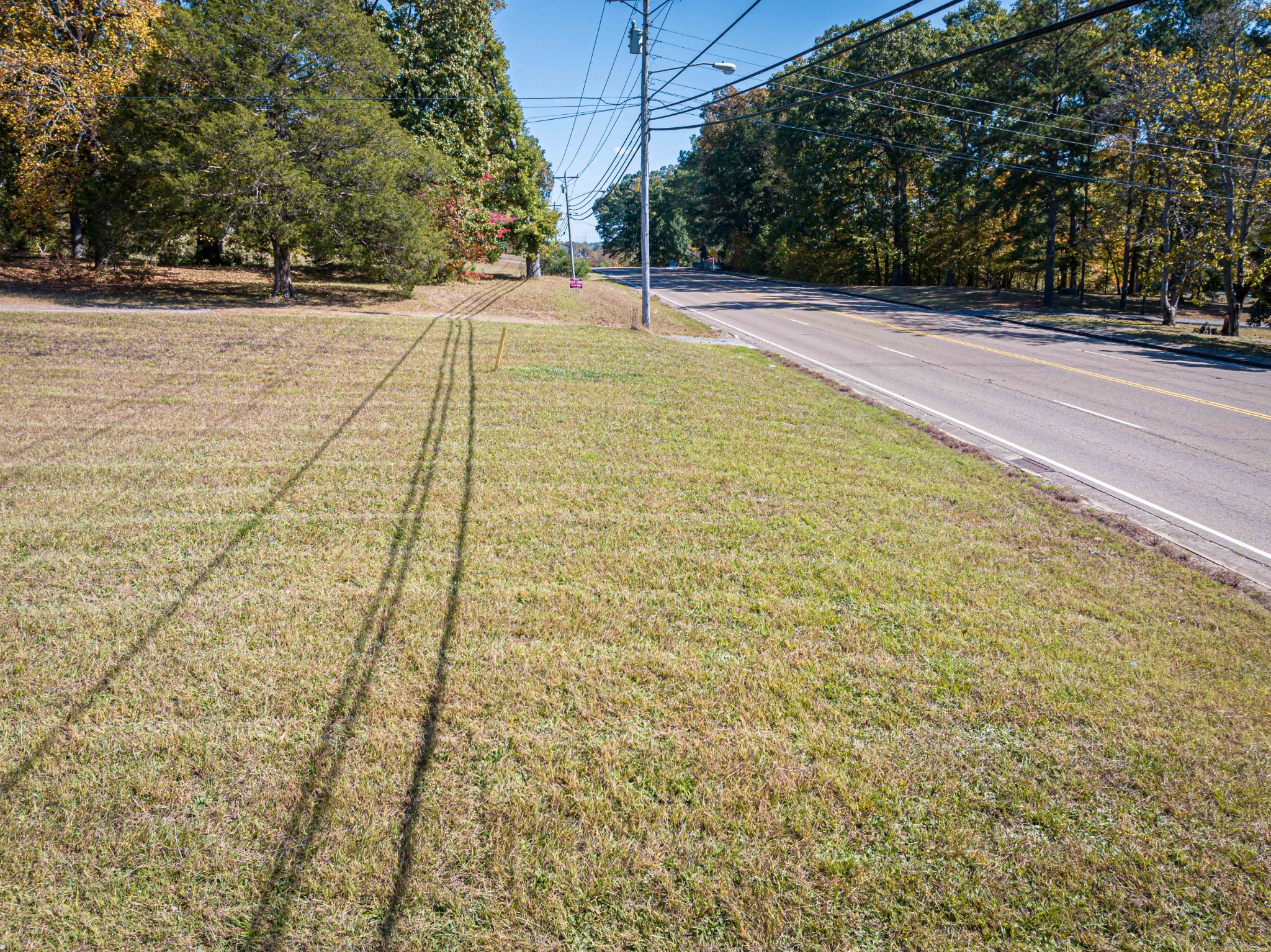 1114 Main St, W Property Photo 14