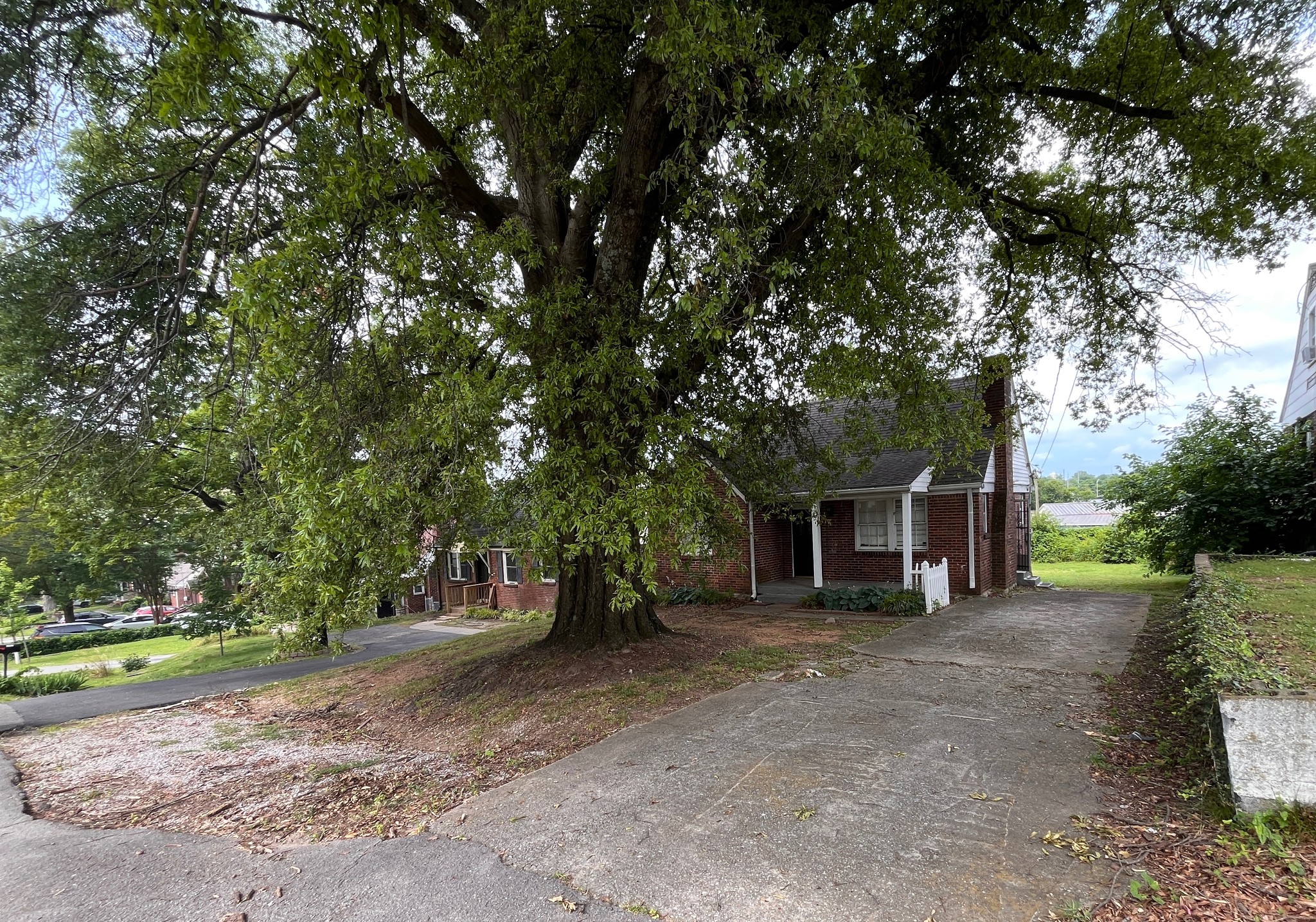 1703 Stewart Place Property Photo 13