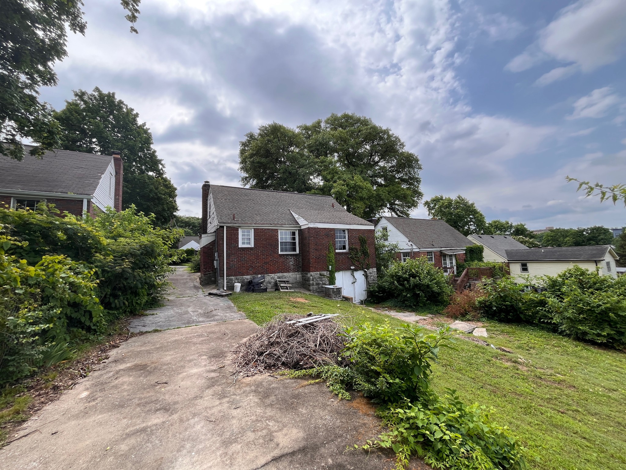 1703 Stewart Place Property Photo 18
