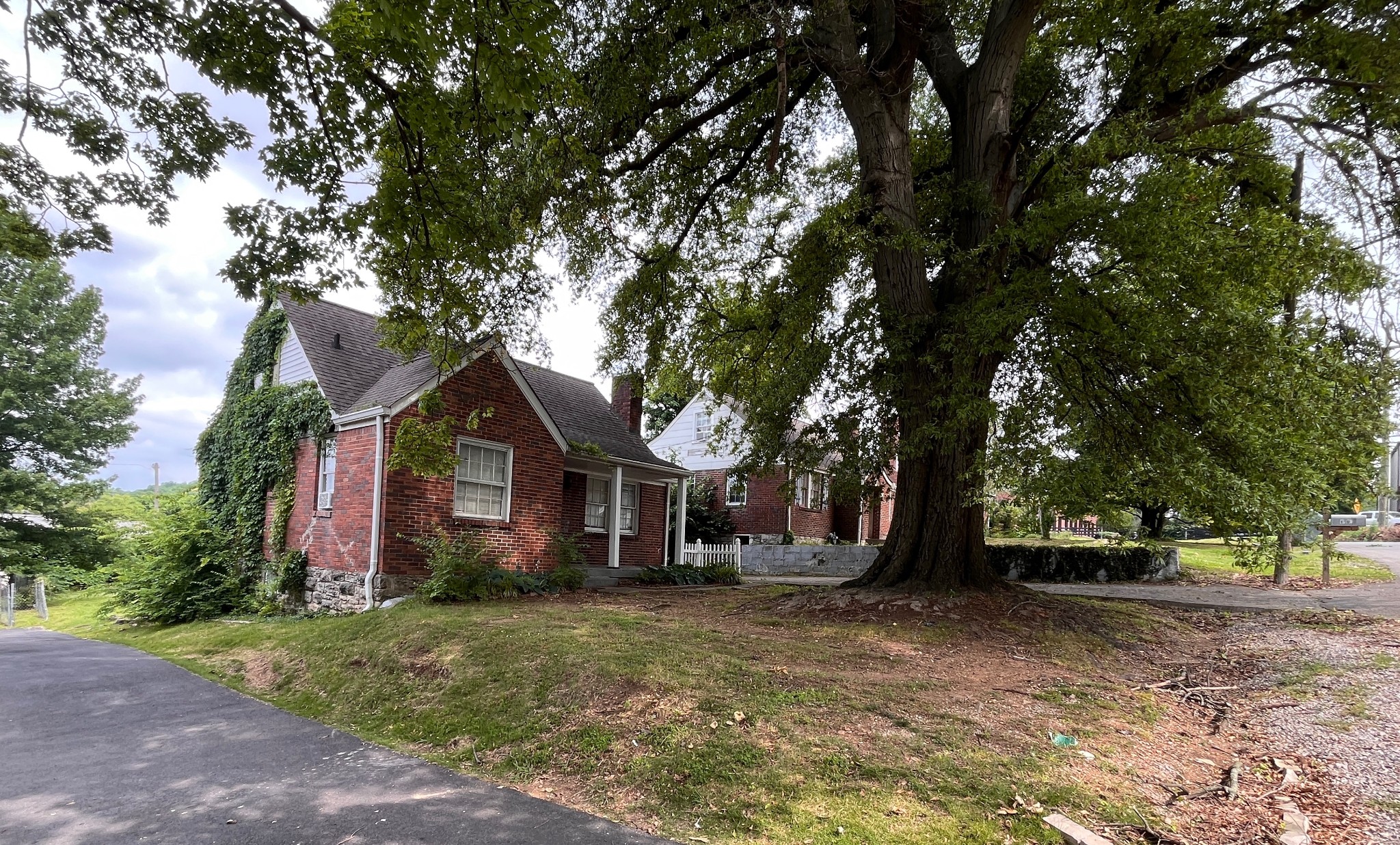 1703 Stewart Place Property Photo 24