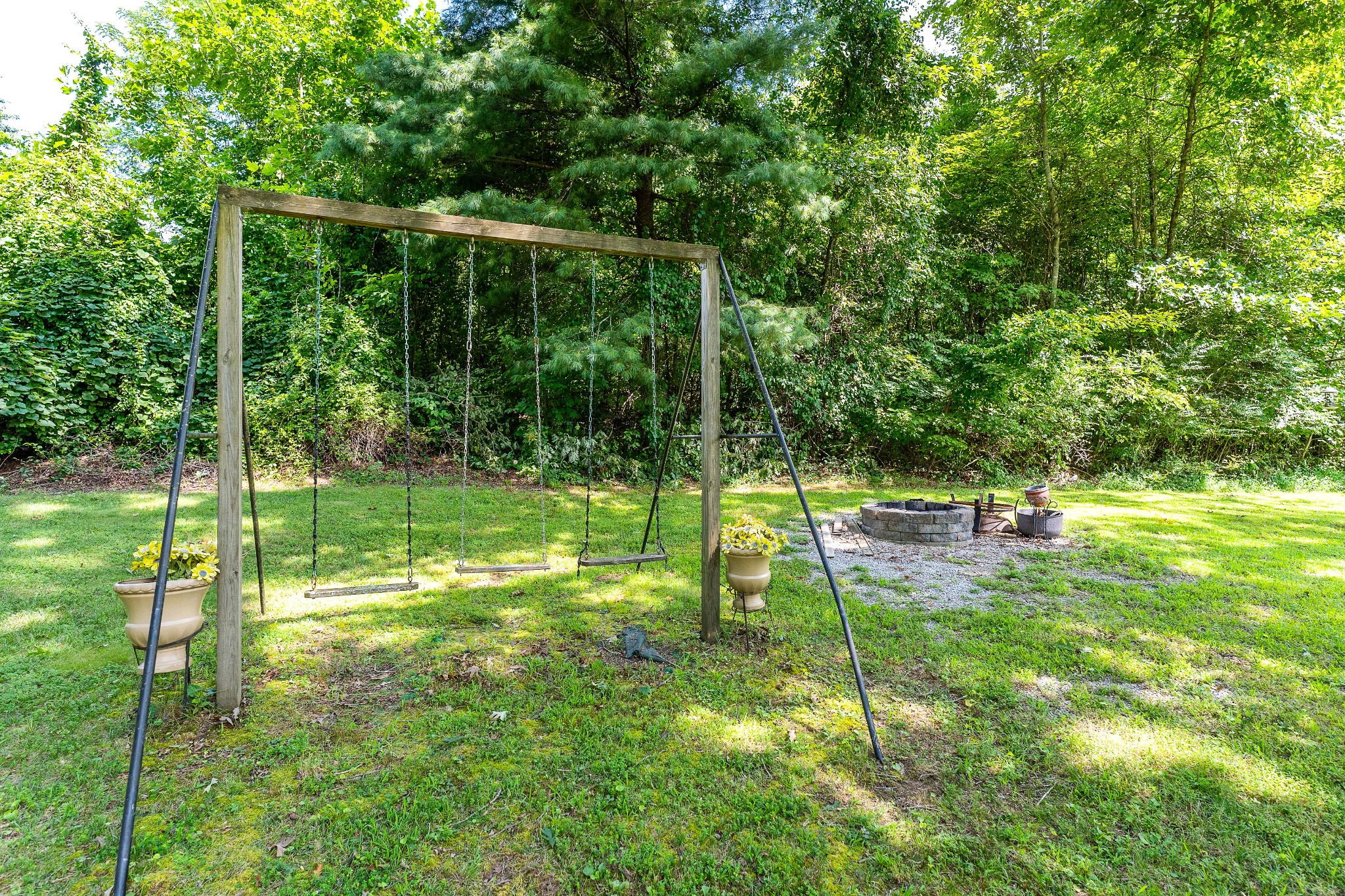 89 Elm Ln Property Photo 35