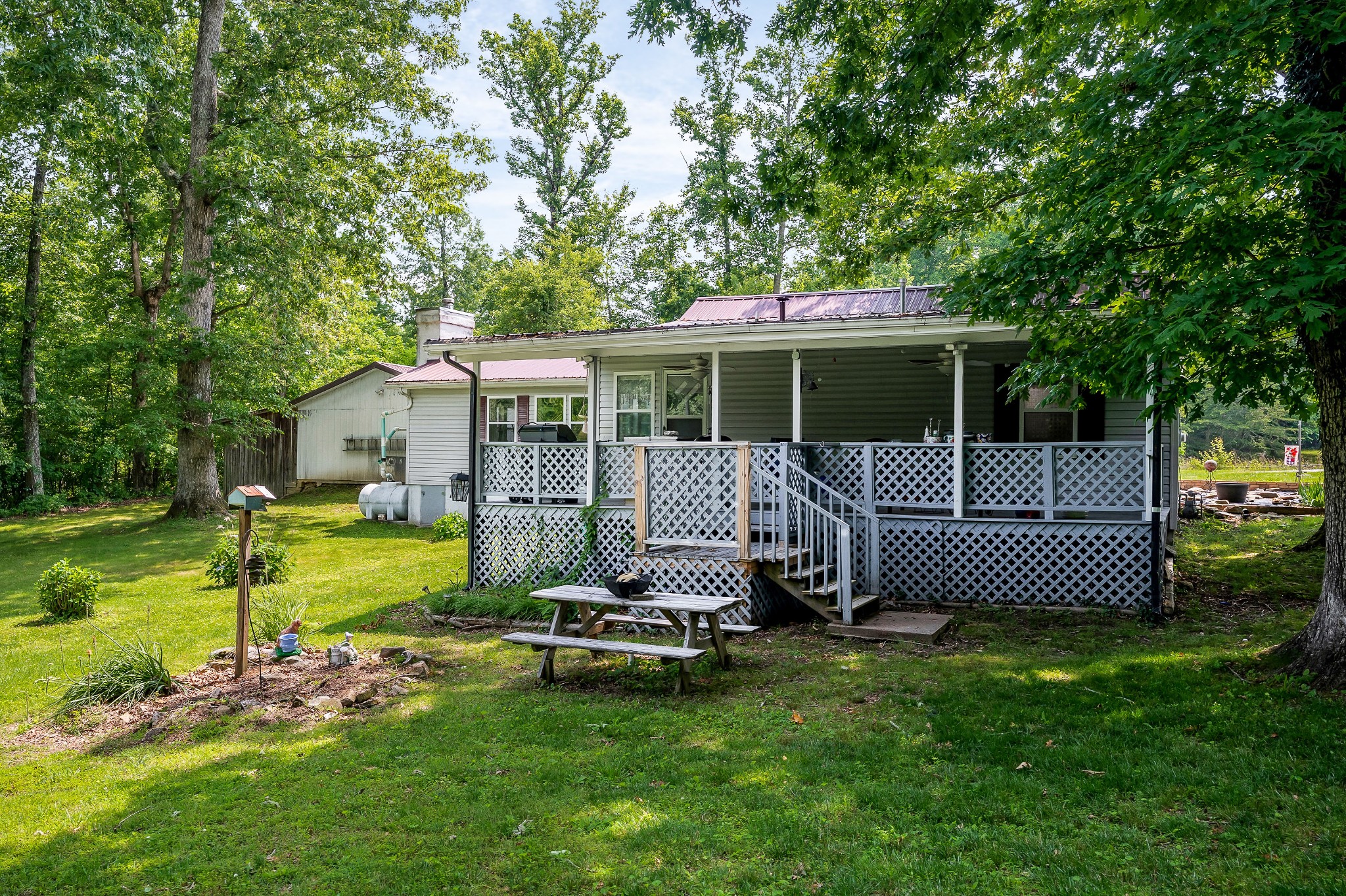 89 Elm Ln Property Photo 43