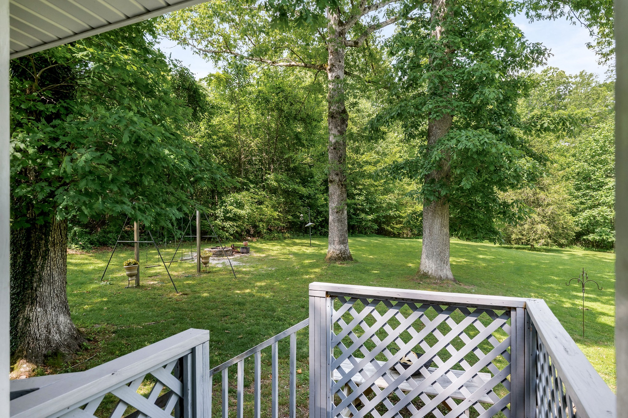 89 Elm Ln Property Photo 45