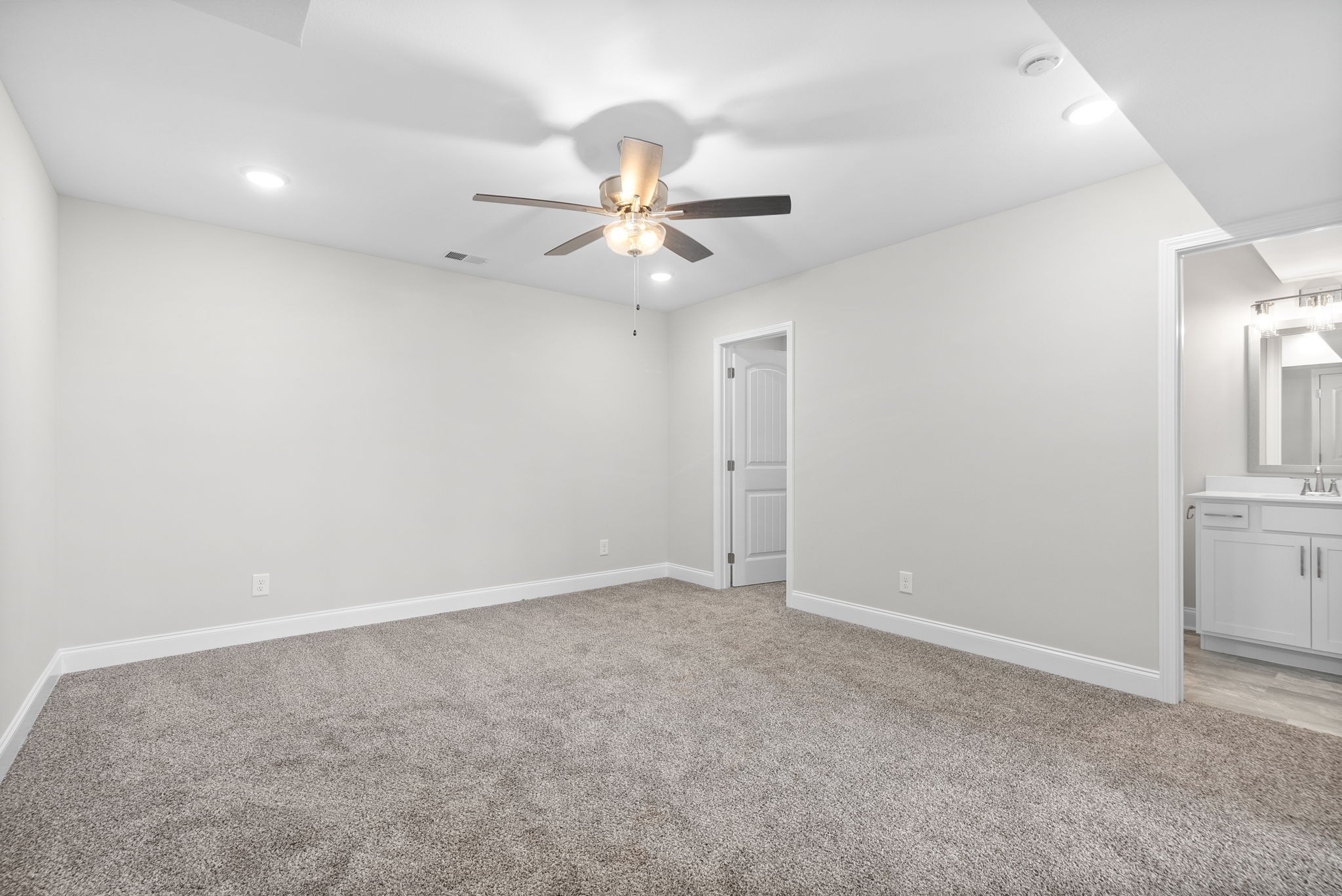 1258 Elizabeth Lane Property Photo 24
