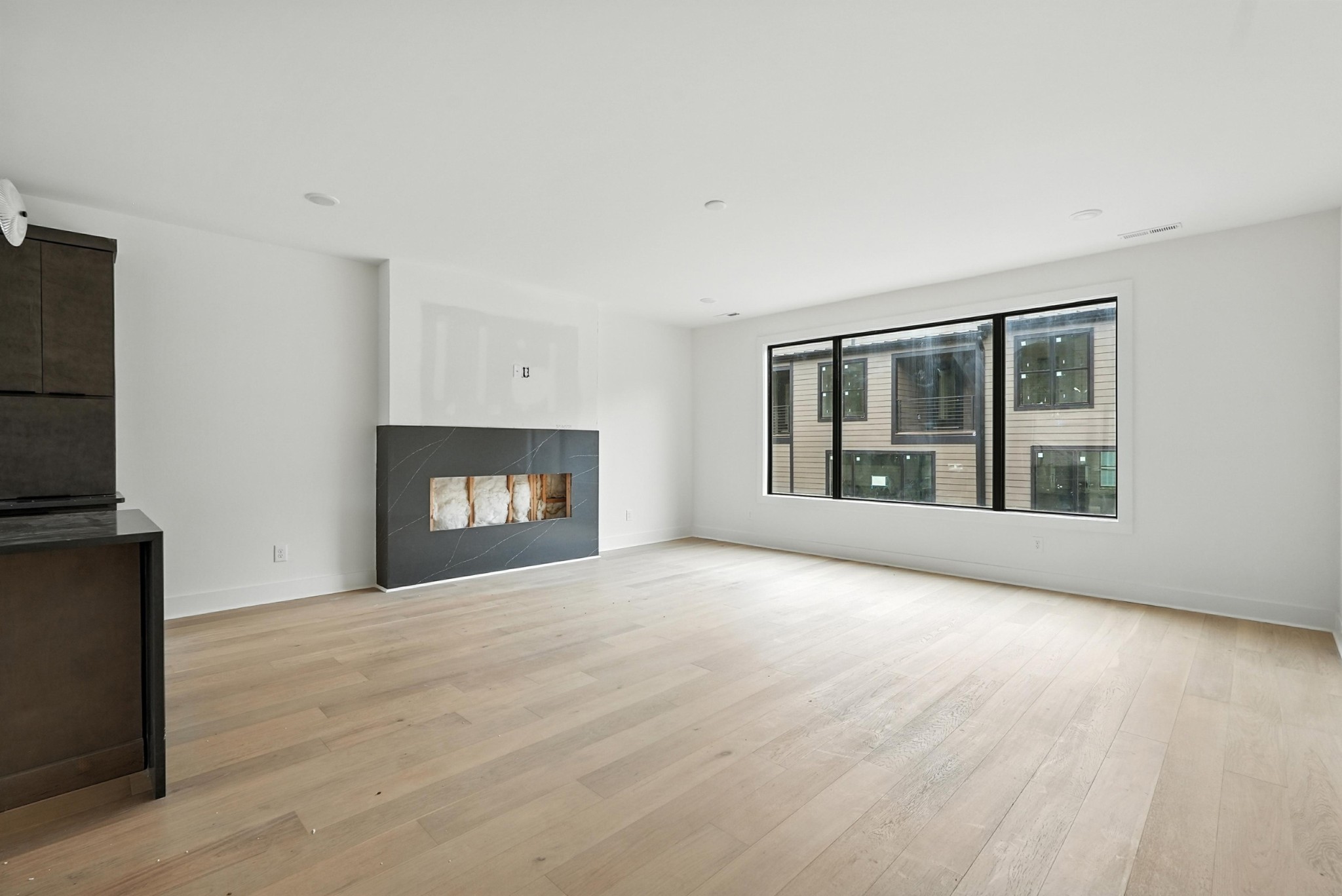 548b Rosedale Ave Property Photo 9