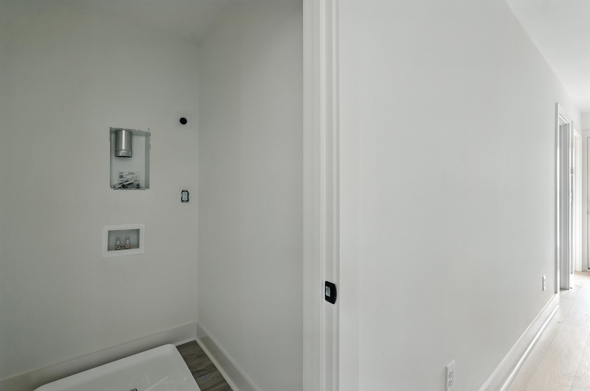 548b Rosedale Ave Property Photo 25