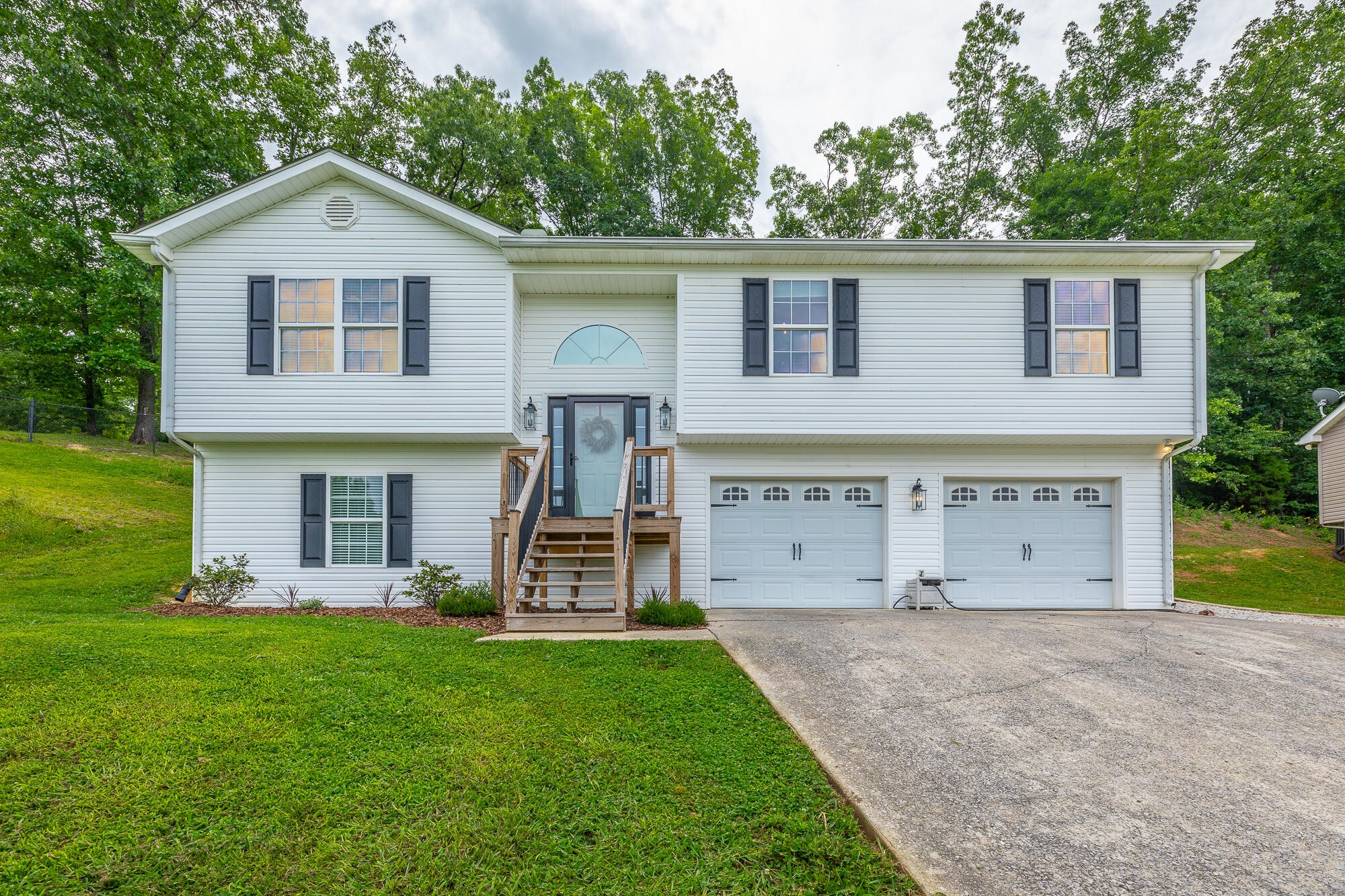 264 Windbrook Drive Property Photo