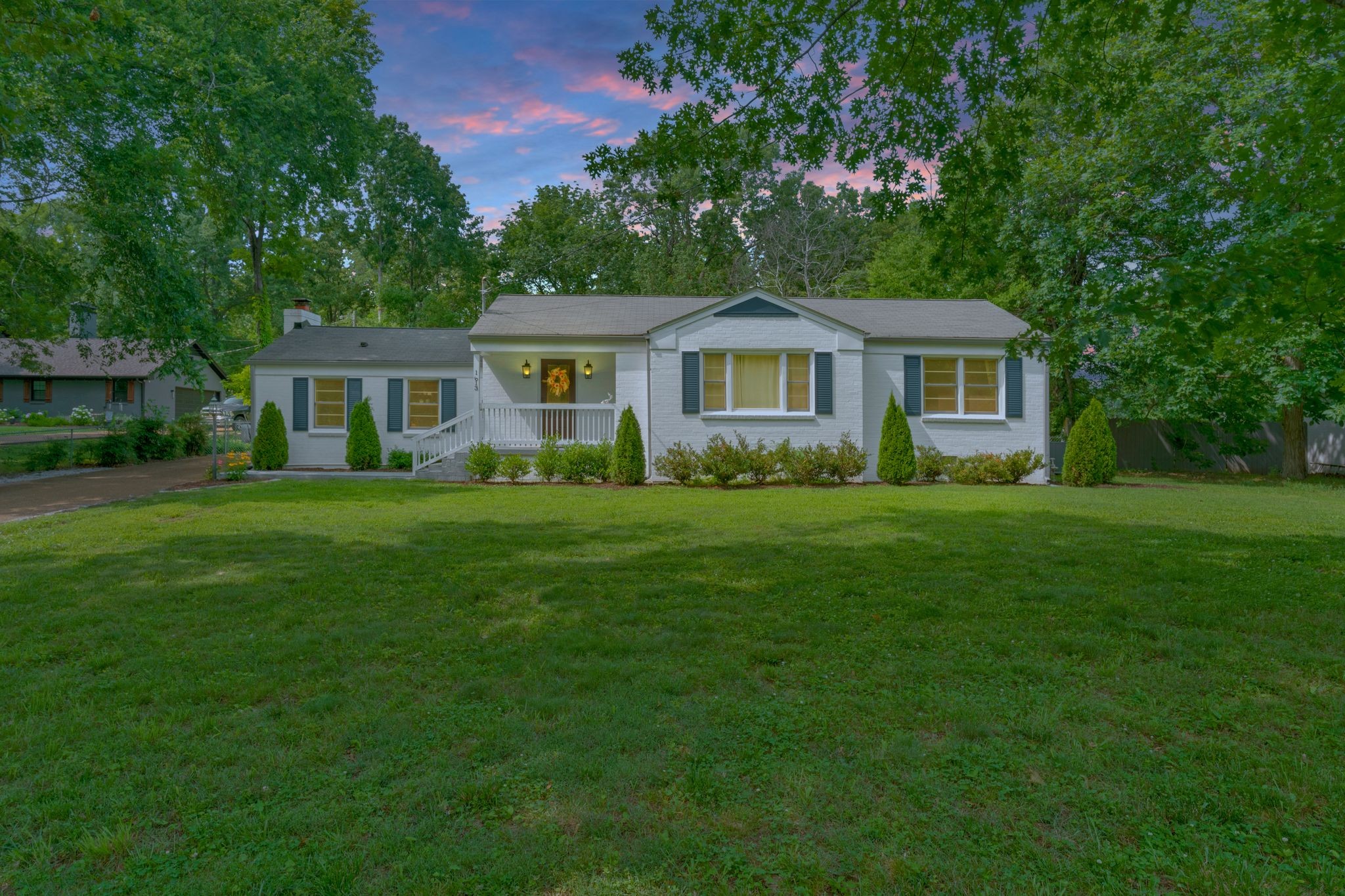 1613 Woodside Dr Property Photo 1