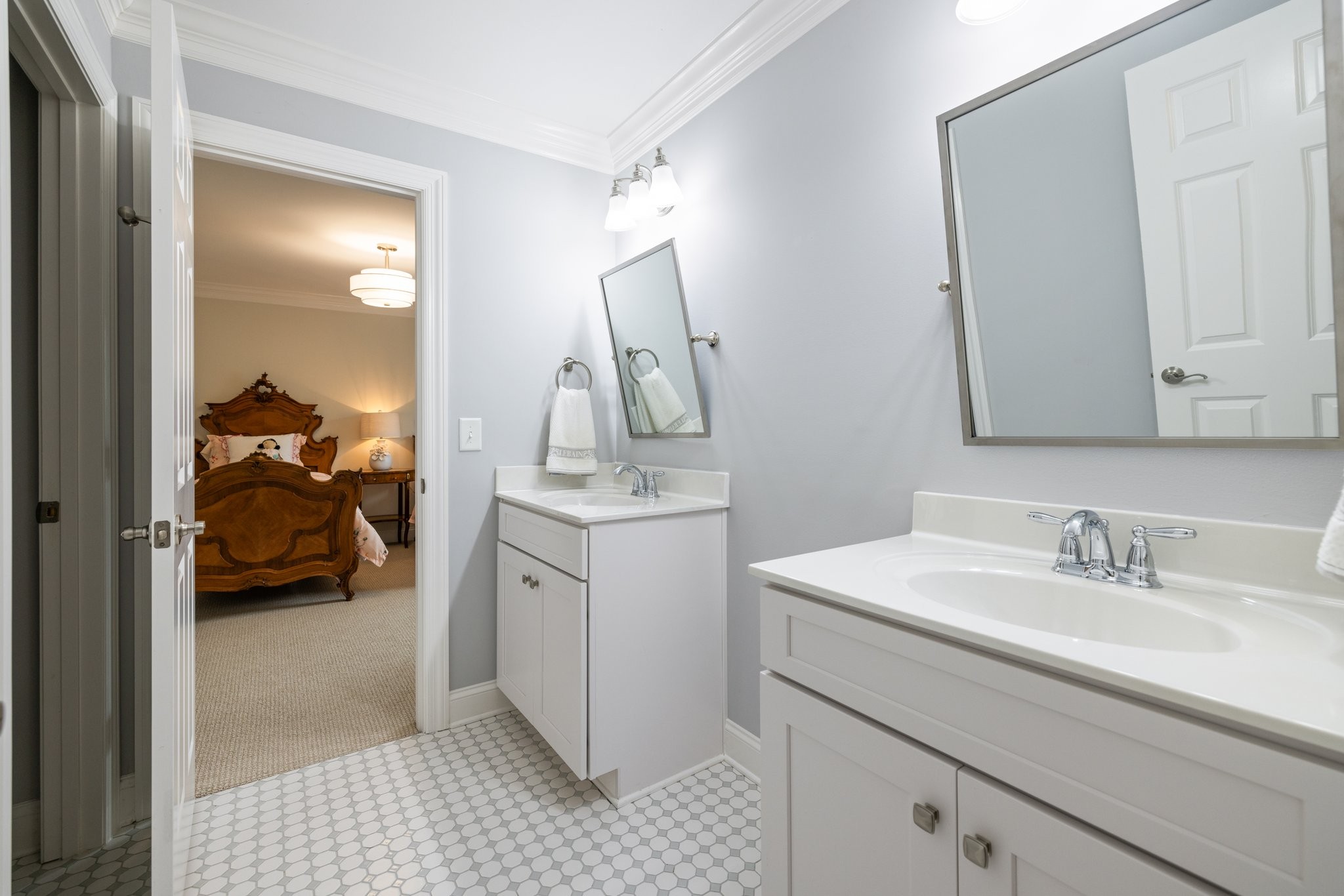 6826 Falls Ridge Ln Property Photo 41