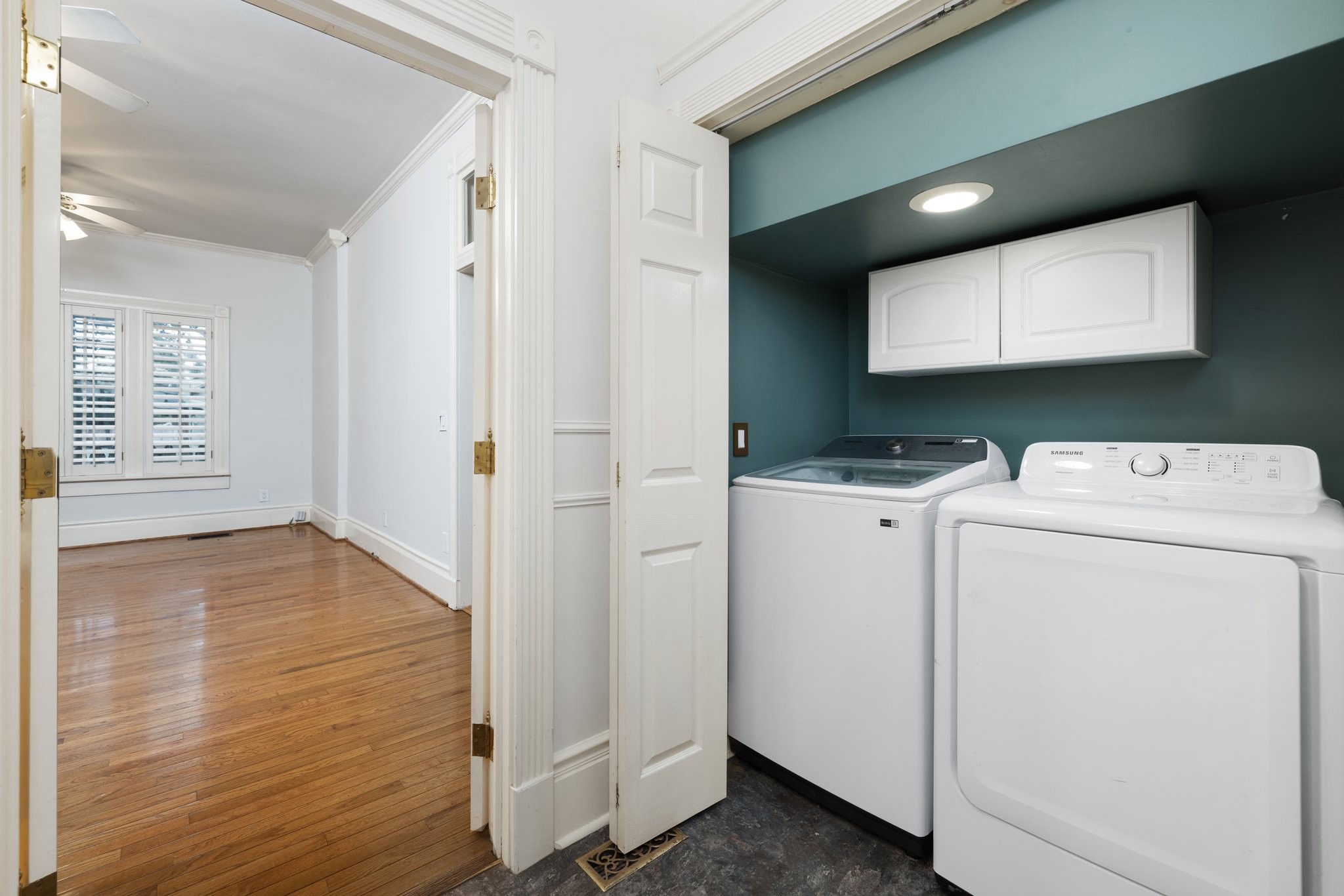 906 Fatherland St Property Photo 50