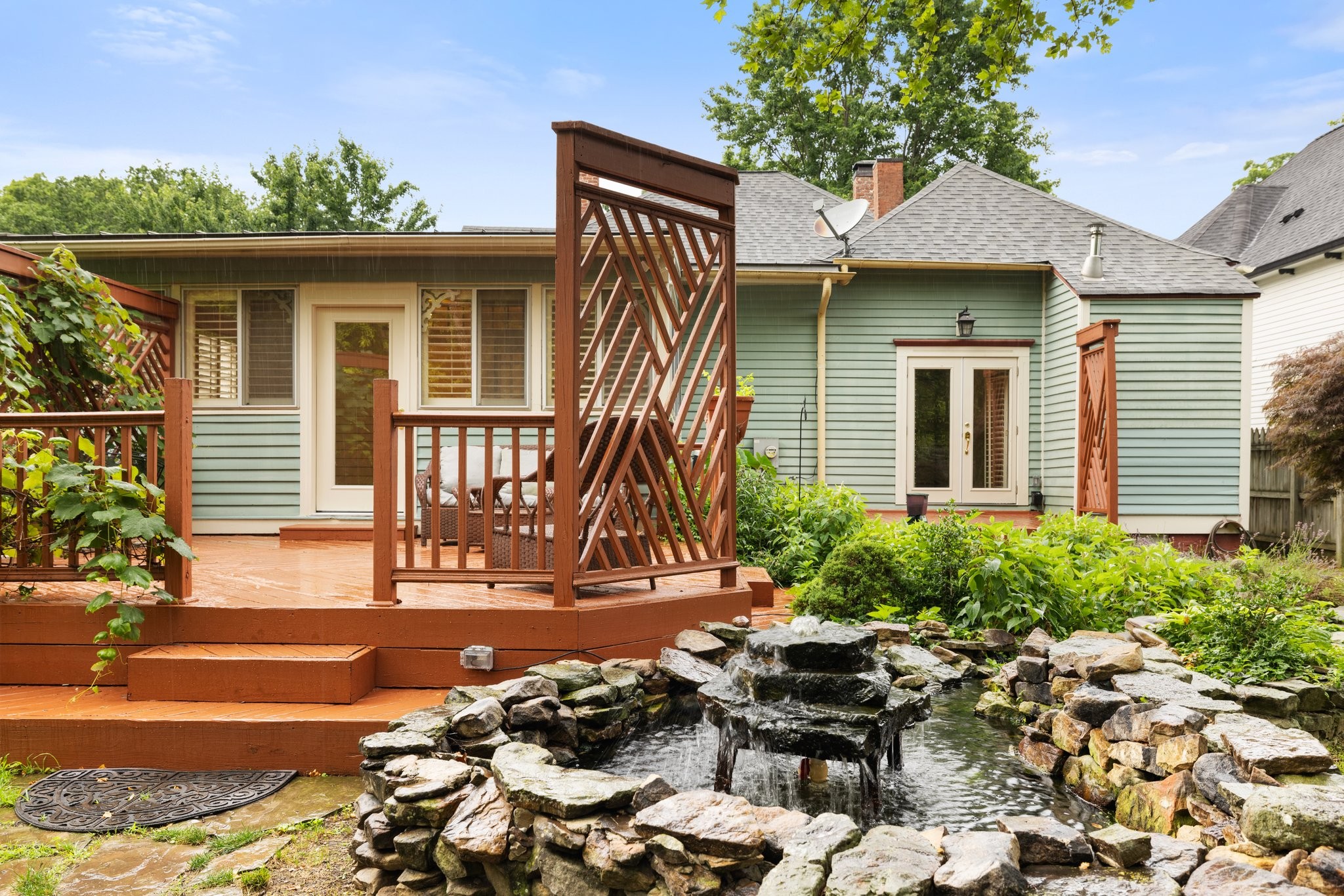 906 Fatherland St Property Photo 76