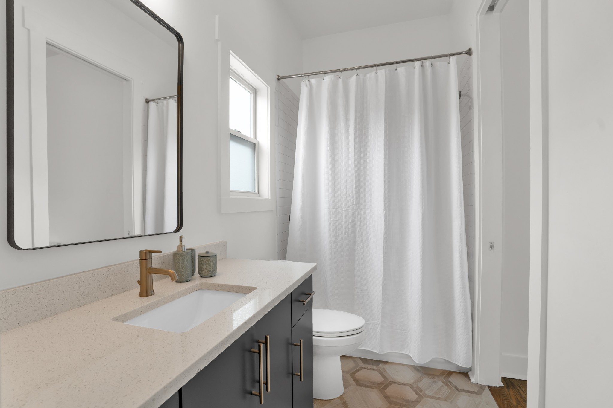 939 South St Property Photo 26