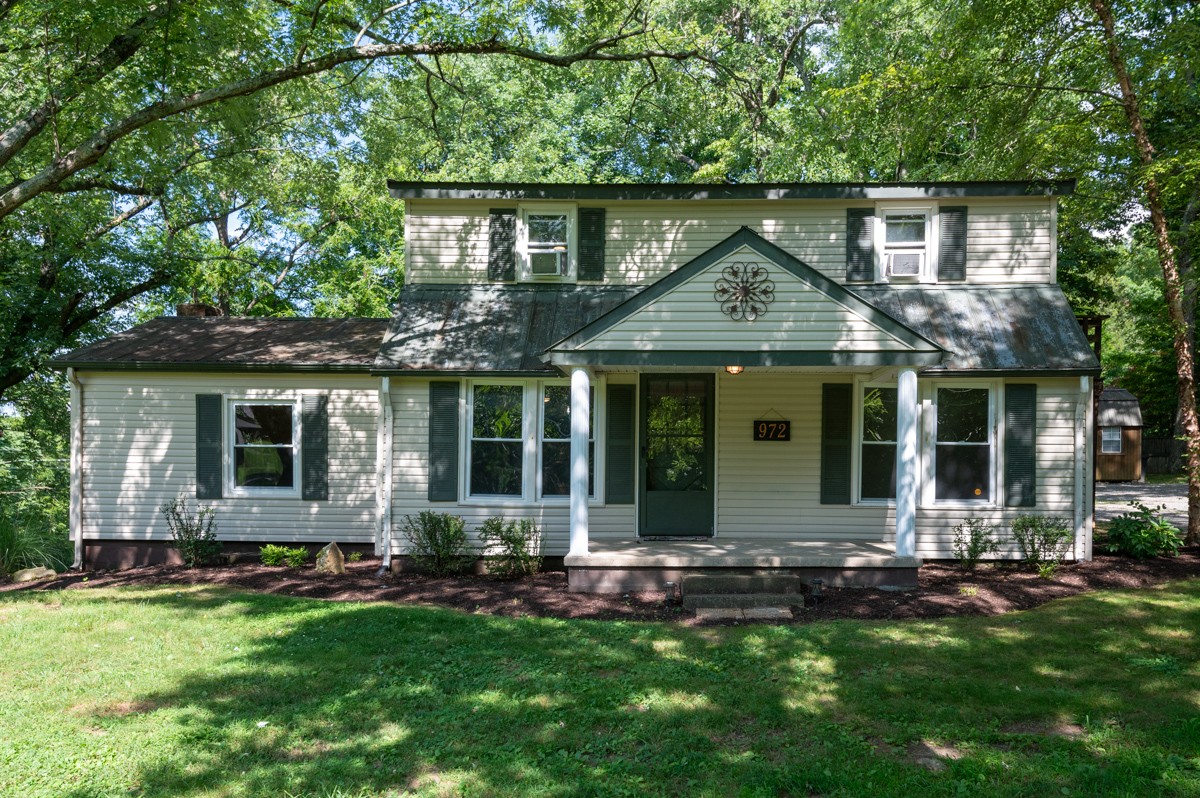 972 Weeping Willow Rd Property Photo 2