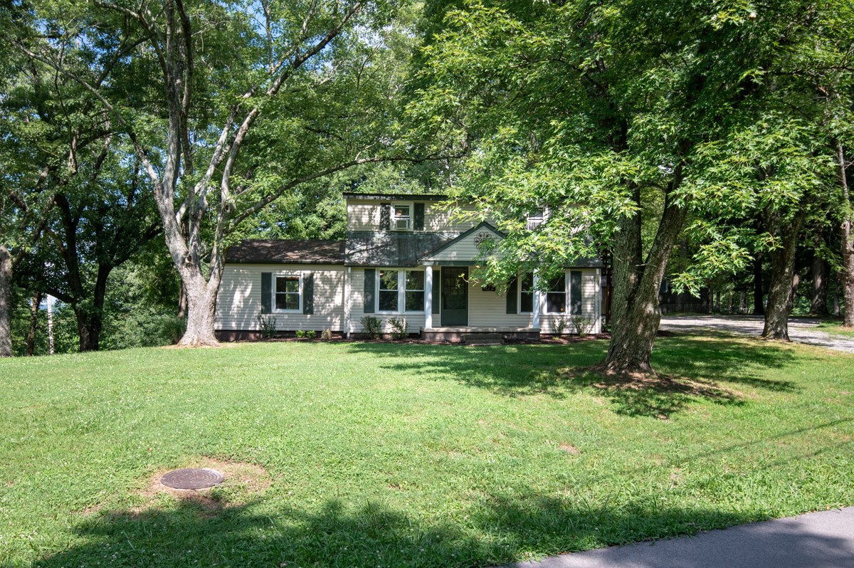 972 Weeping Willow Rd Property Photo 5