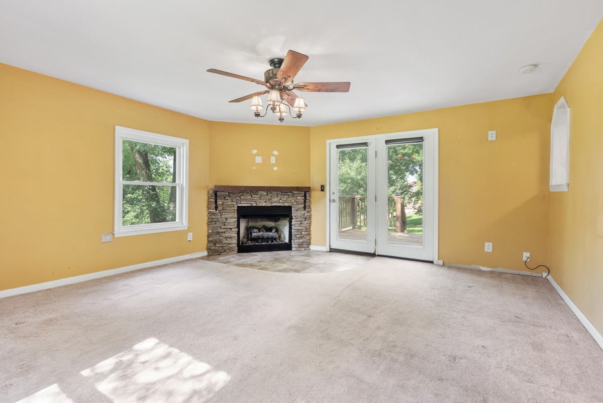 972 Weeping Willow Rd Property Photo 14