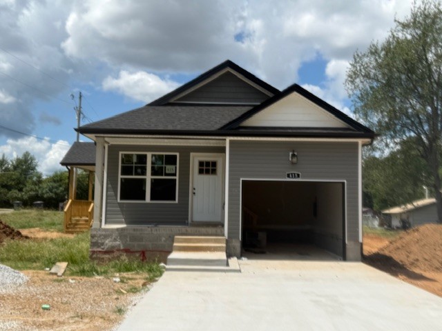 415 Stein St Property Photo 2
