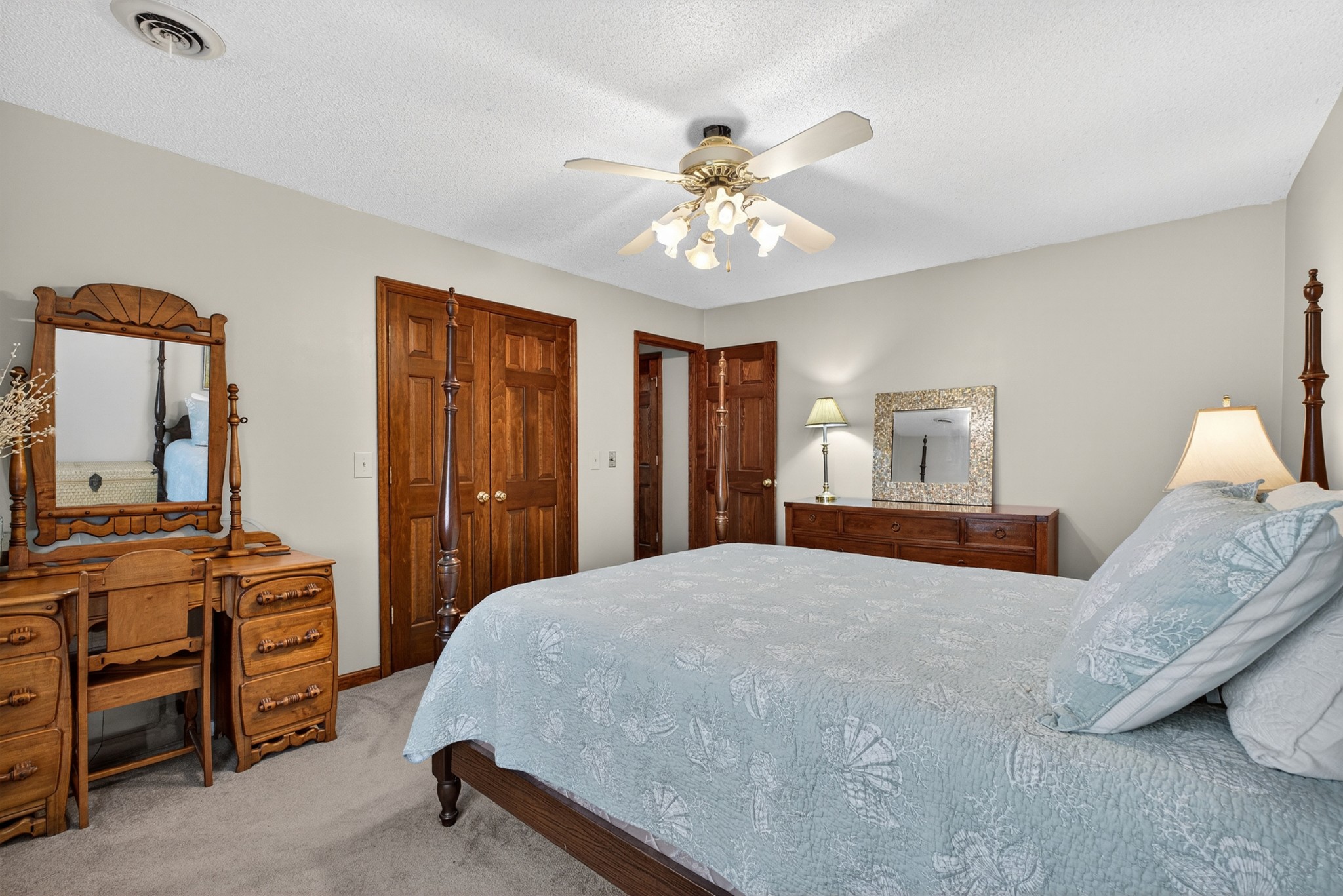 806 Manor Dr Property Photo 35
