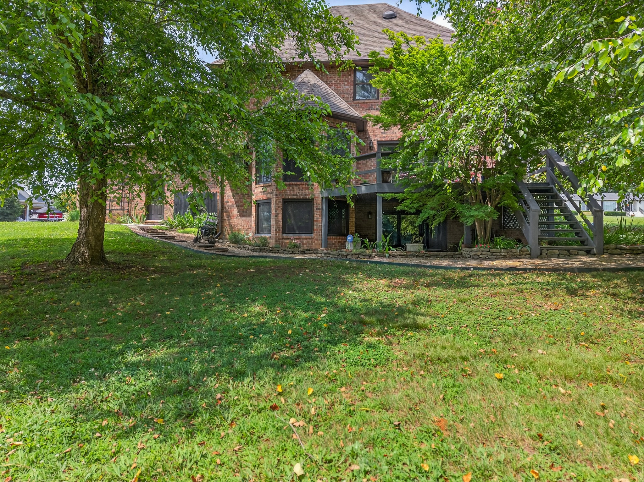 806 Manor Dr Property Photo 46