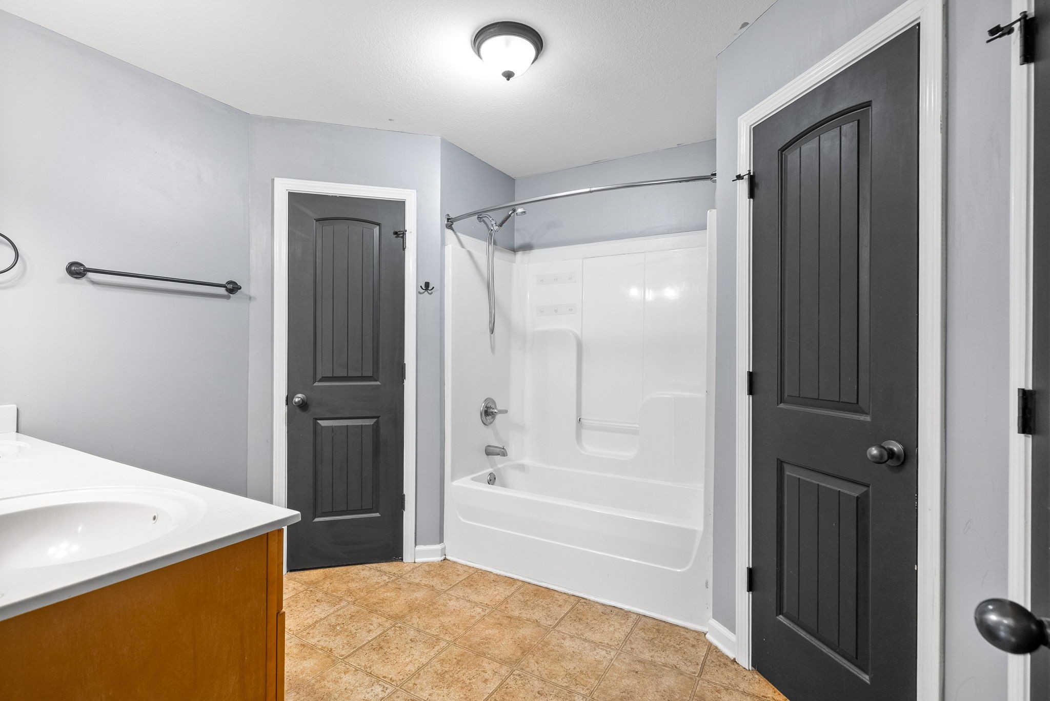 405 Chestnut Grove Way Property Photo 13