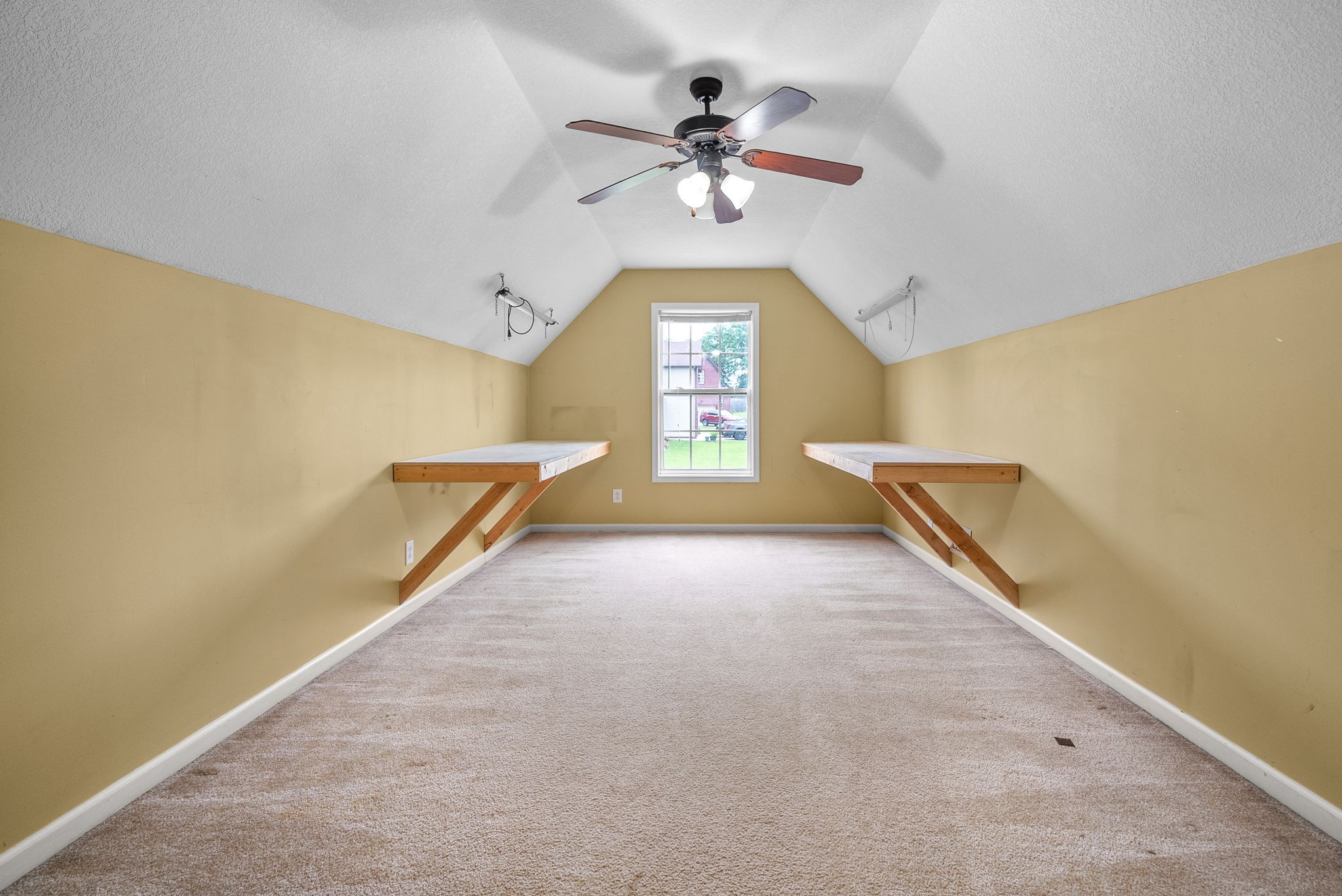 405 Chestnut Grove Way Property Photo 22