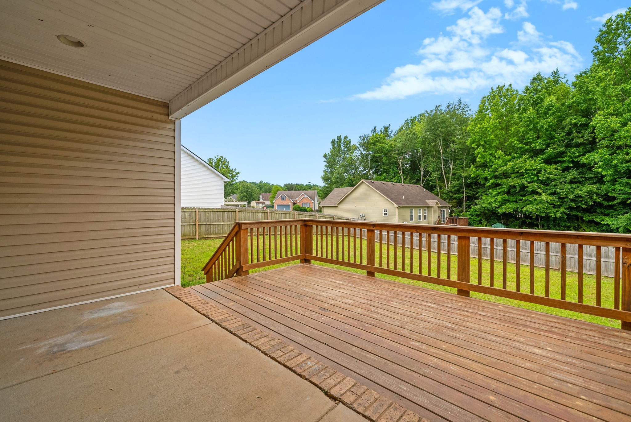 405 Chestnut Grove Way Property Photo 24