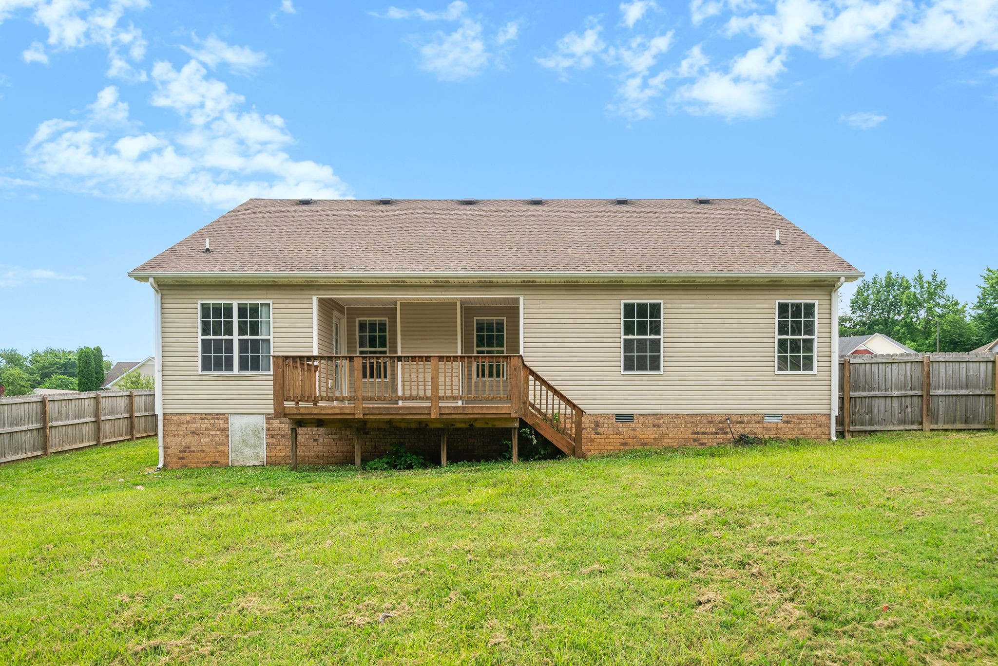 405 Chestnut Grove Way Property Photo 26