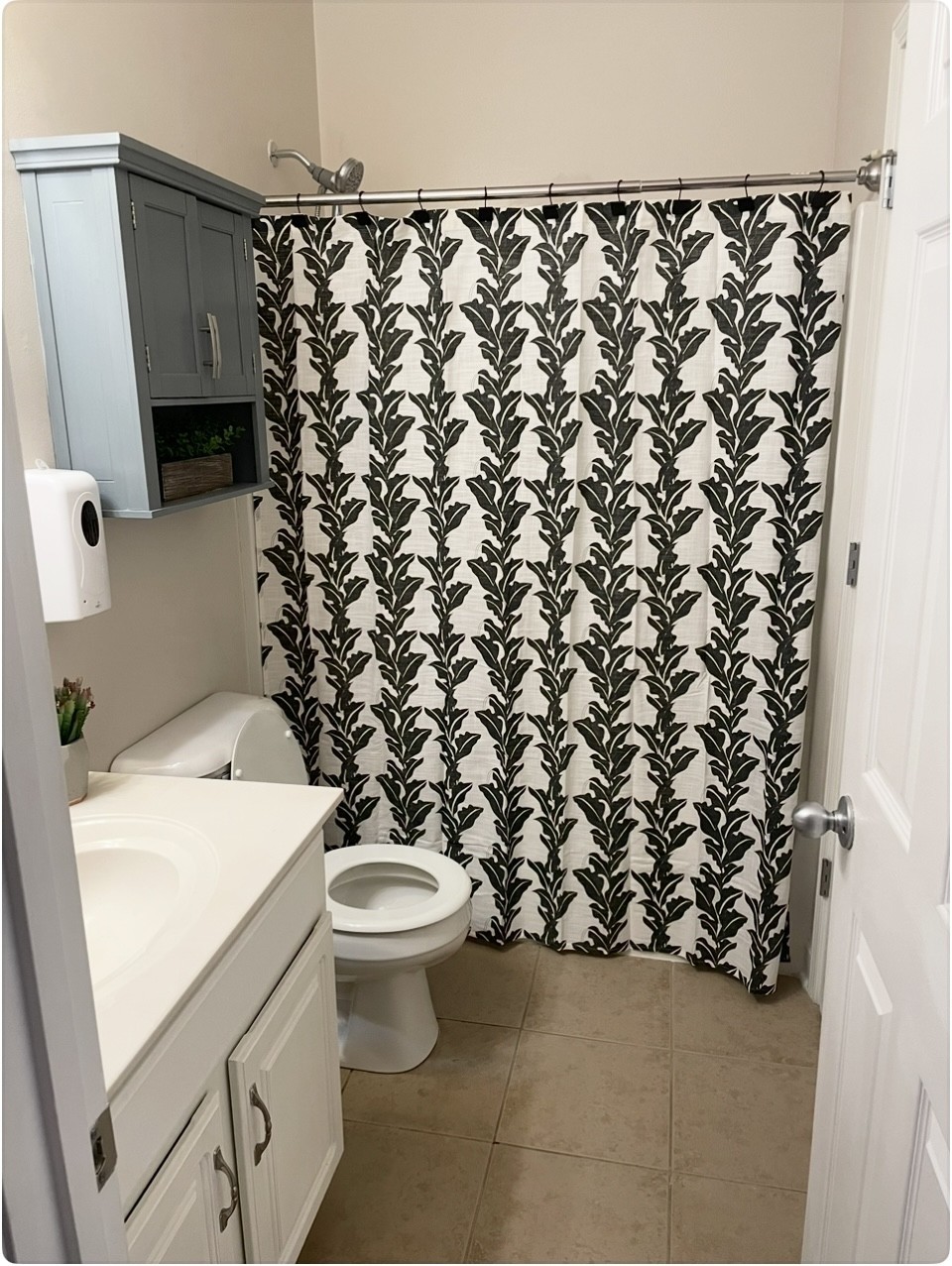 1164 Sydney Ter Property Photo 8