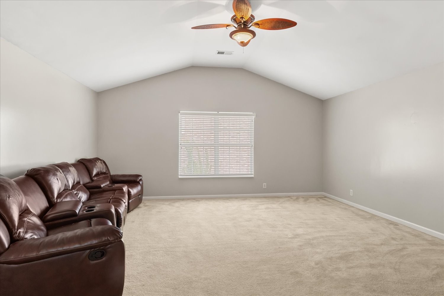 1164 Sydney Ter Property Photo 18