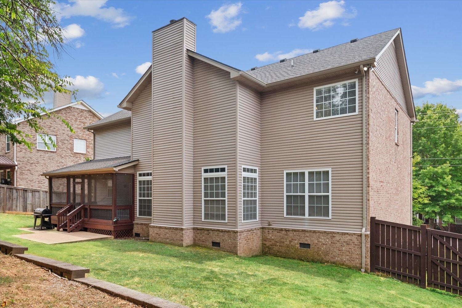 1164 Sydney Ter Property Photo 29