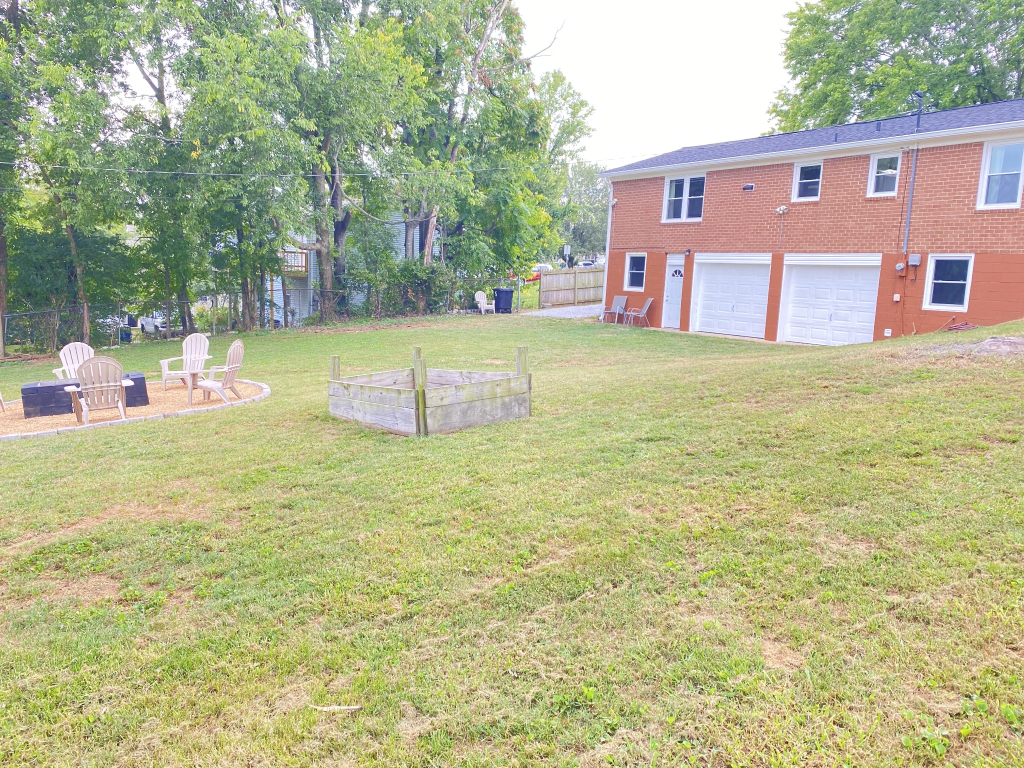 2801 Denham Ave Property Photo 24