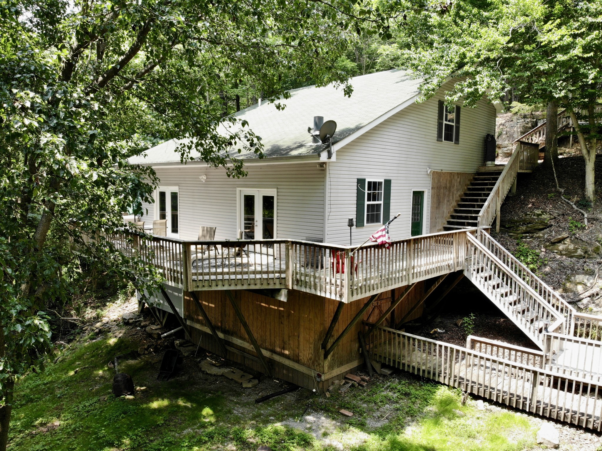 225 Rim Trl Property Photo 1