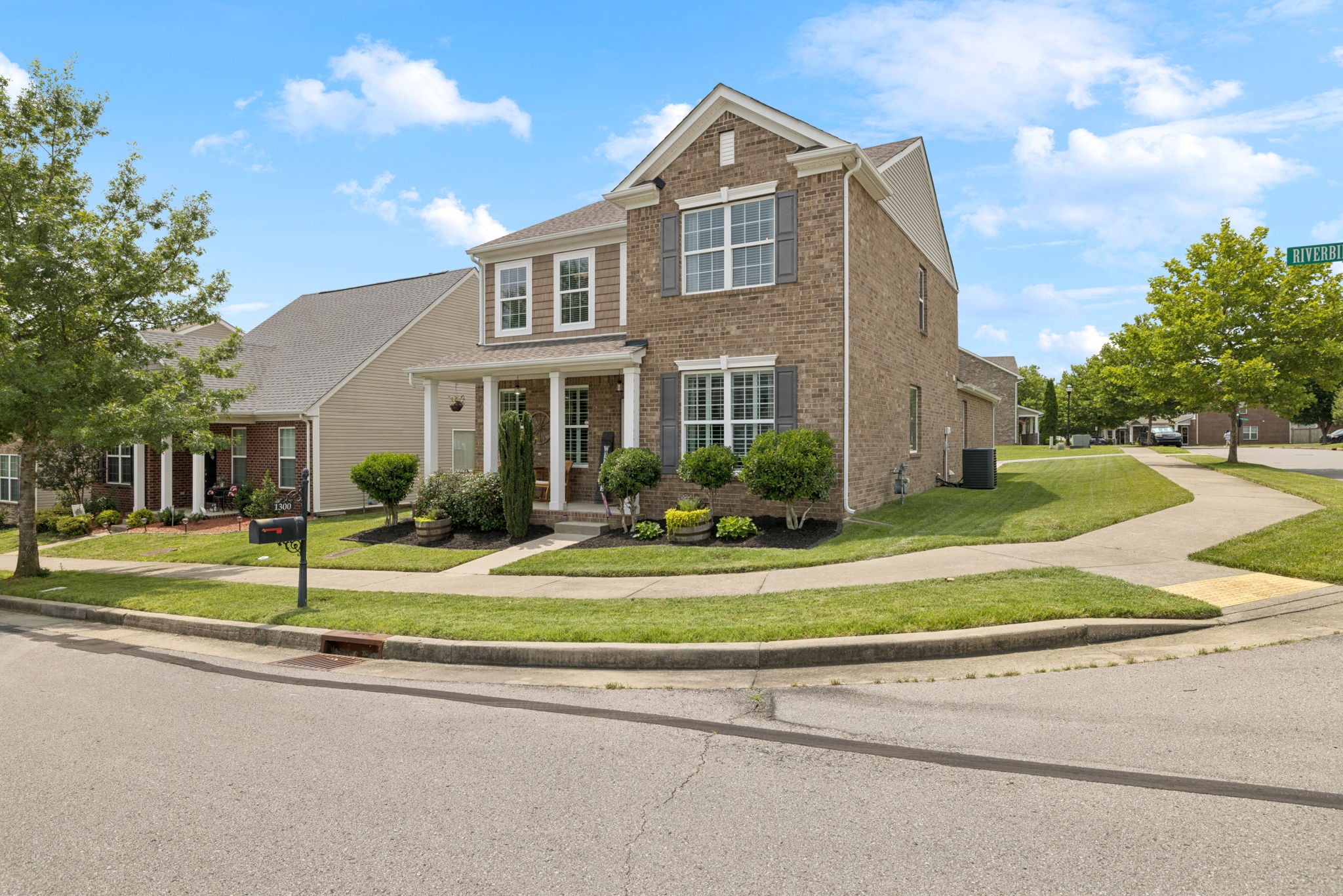 1300 Riverbirch Way Property Photo