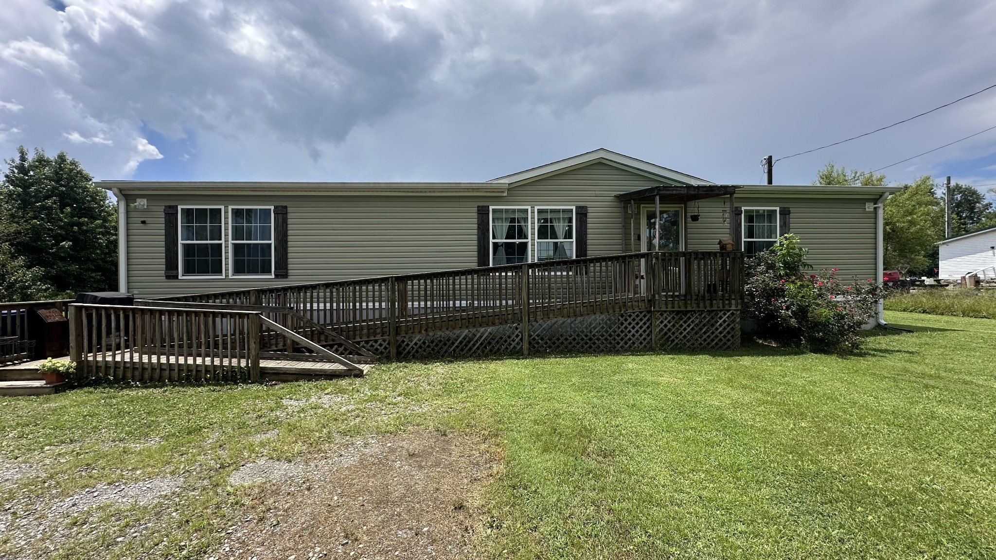 189 Holloway St Property Photo 1