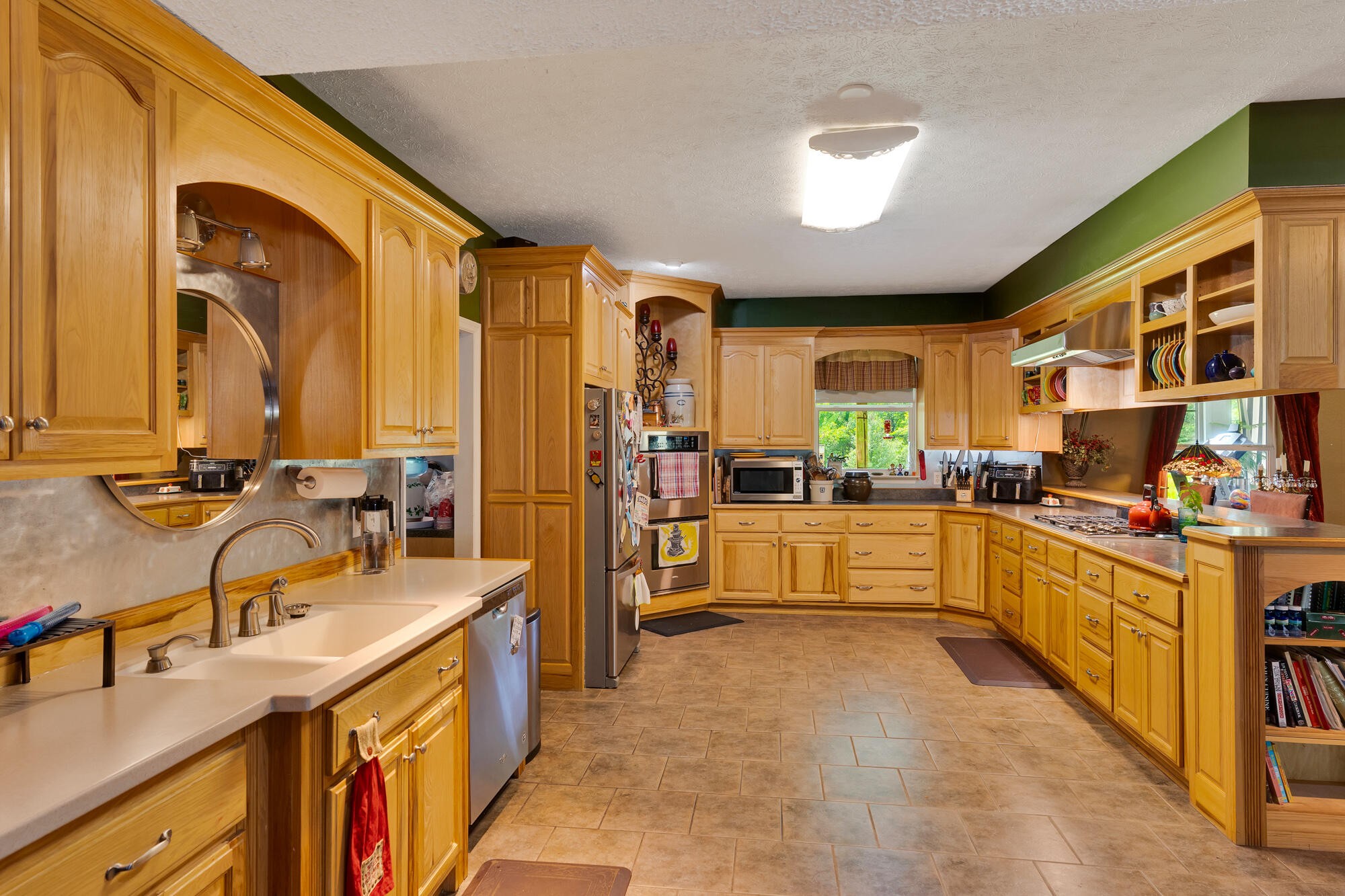 997 W 12th Street Property Photo 46