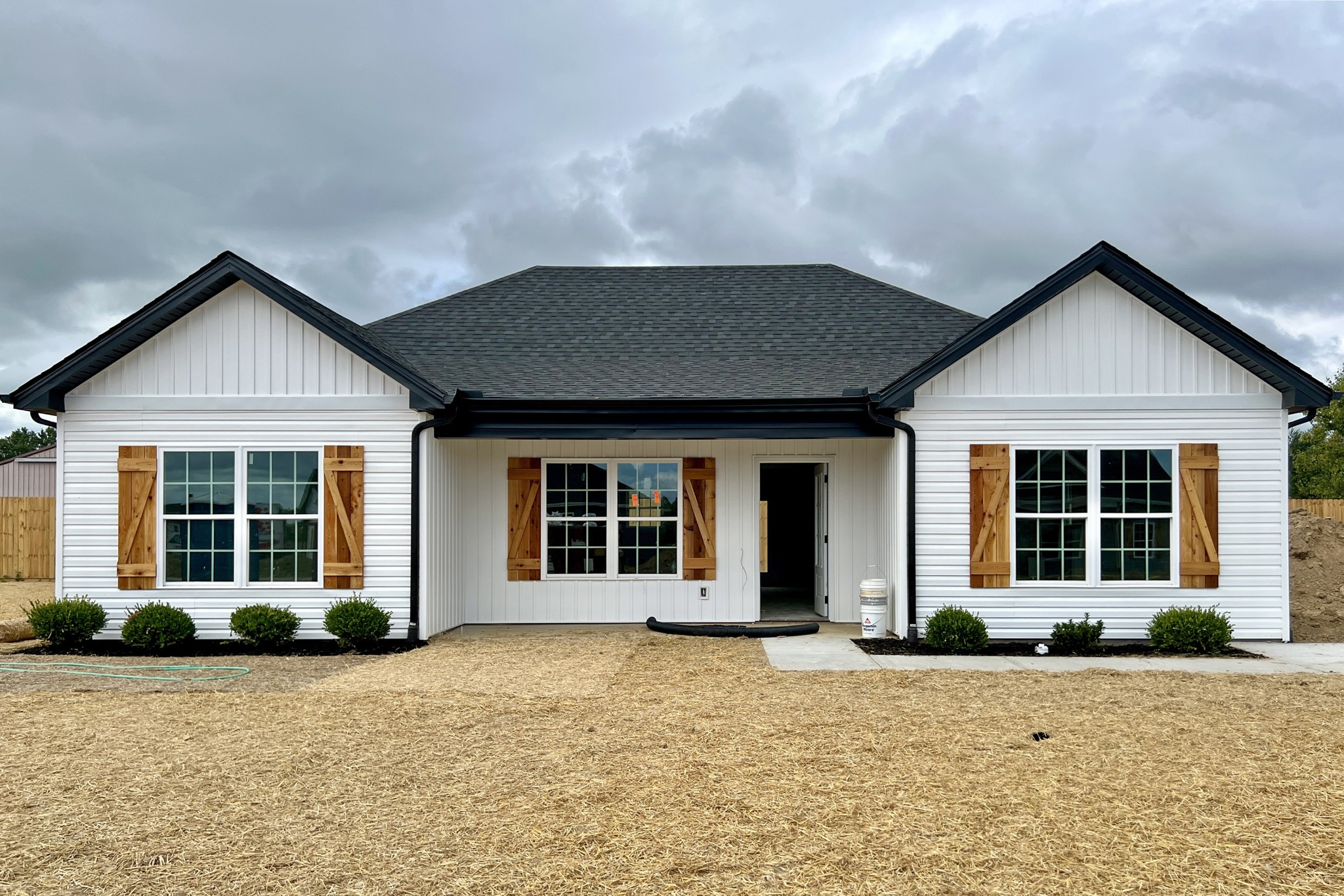 1109 Brook Court Property Photo 1