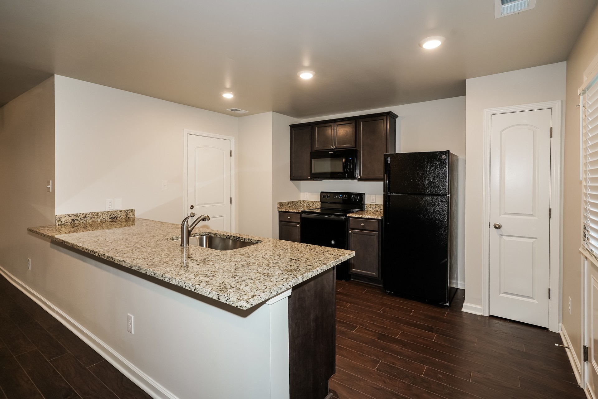 3727 Spahn Ln Property Photo 6